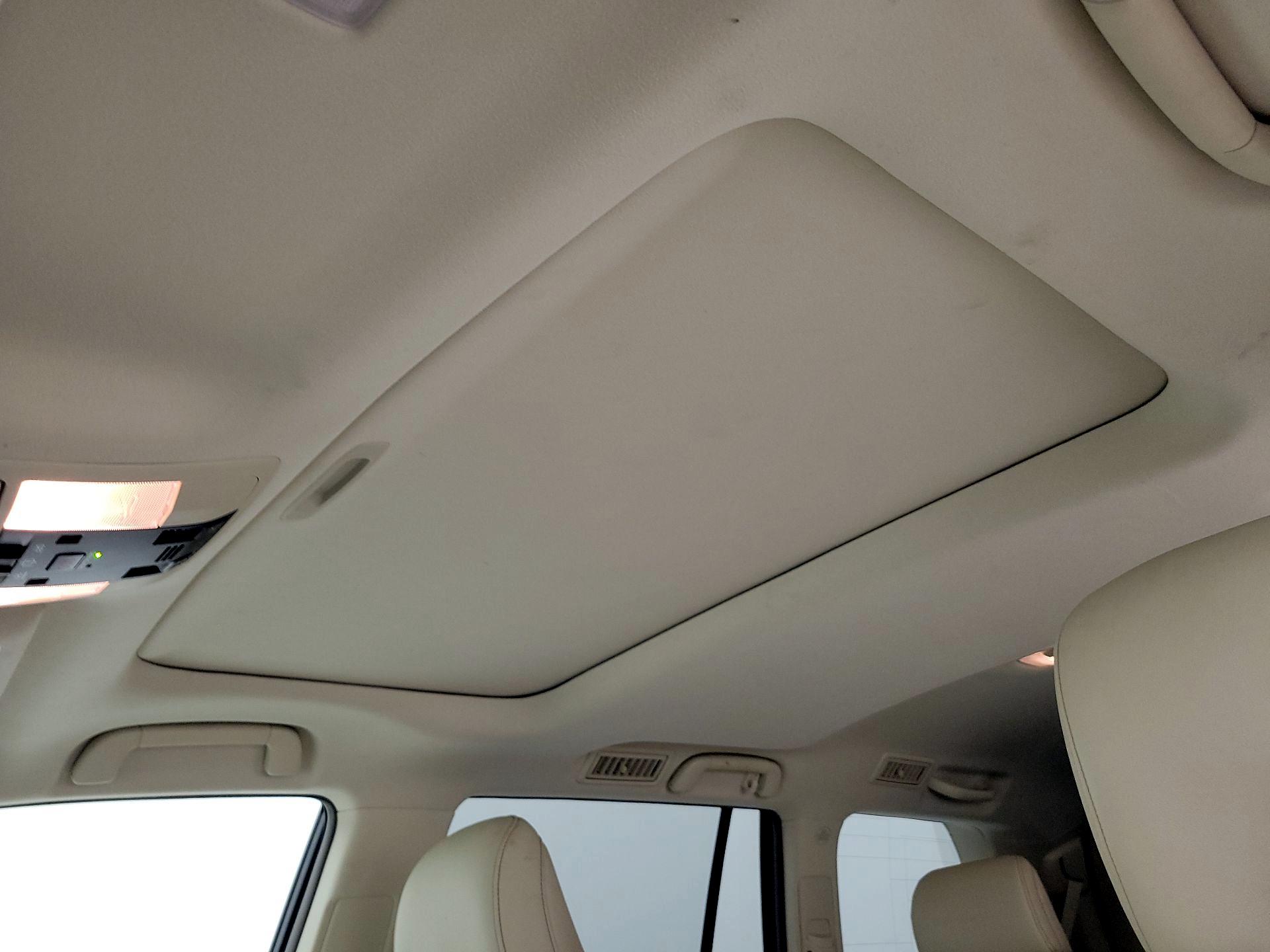 Thumbnail: 2019 Lexus GX - 19
