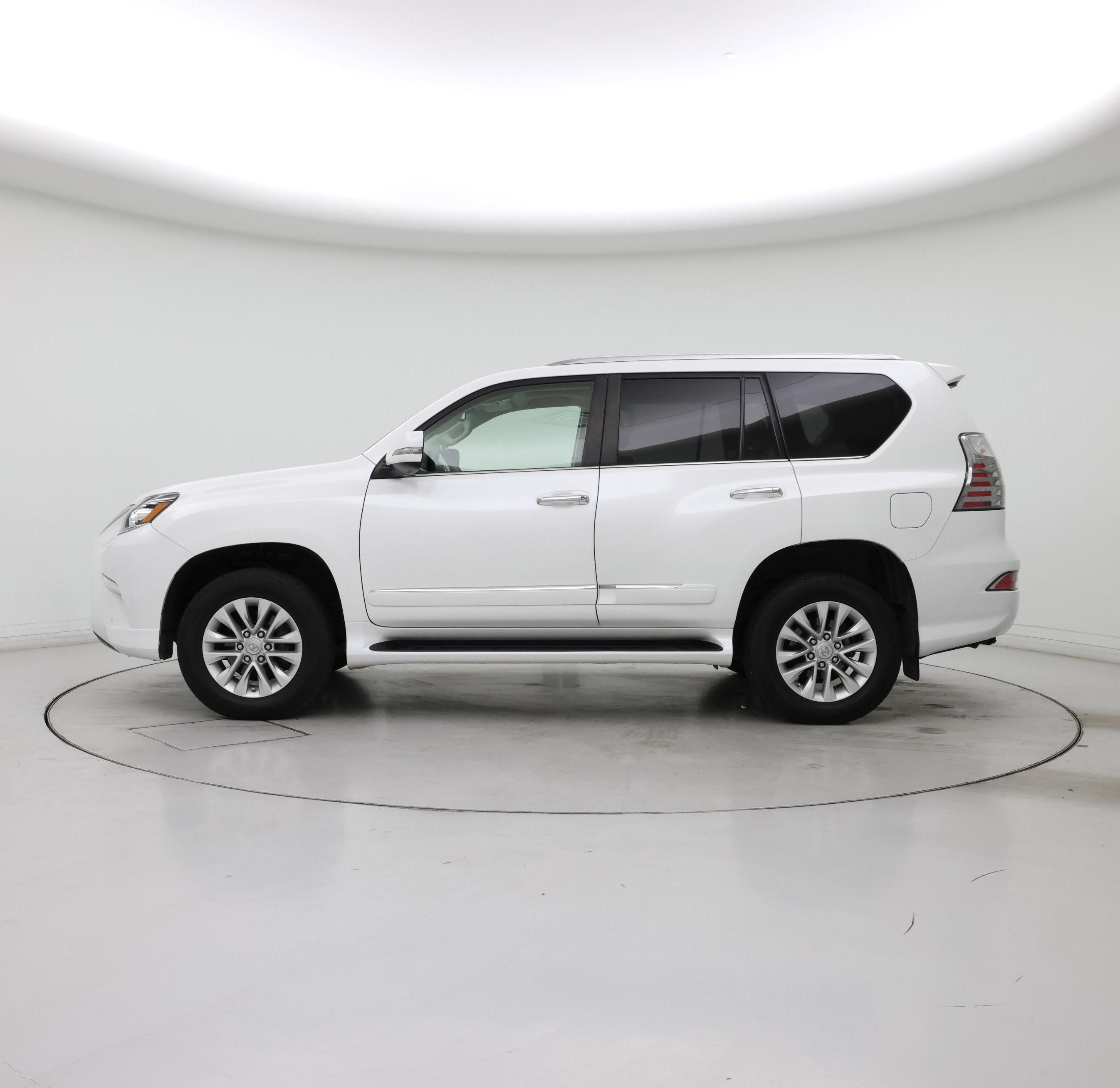 Thumbnail: 2019 Lexus GX - 3