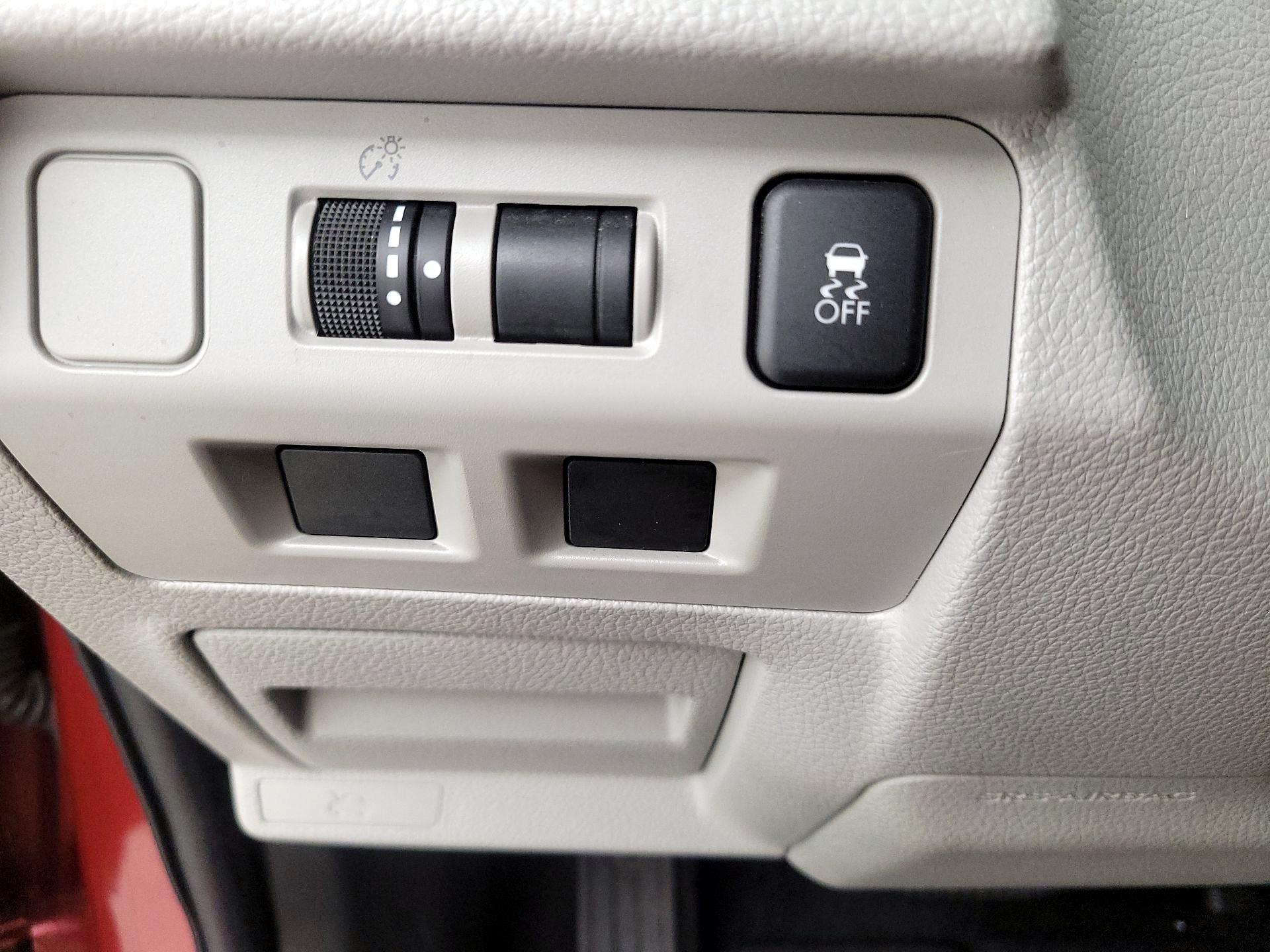 Thumbnail: 2016 Subaru Forester - 13