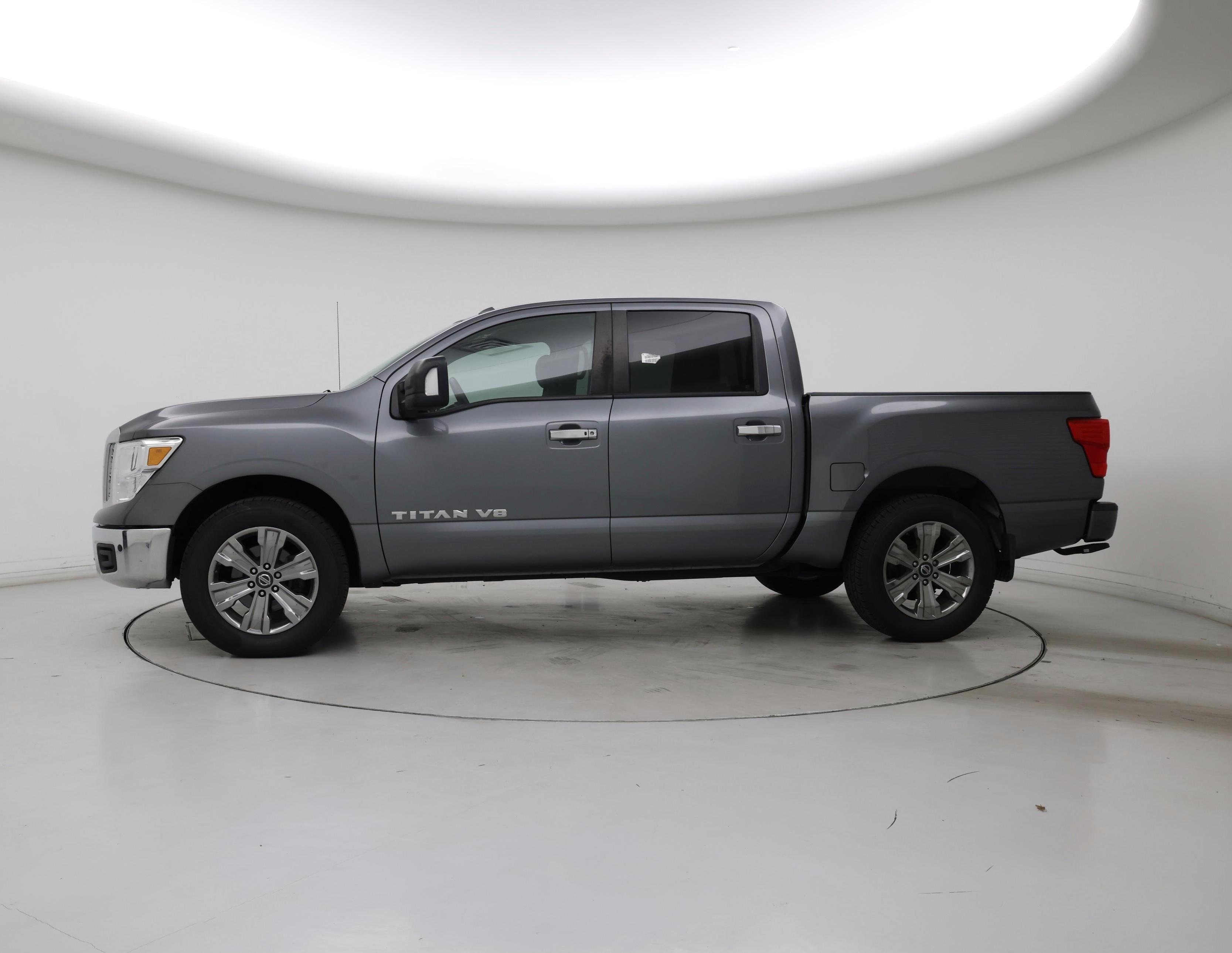 Thumbnail: 2018 Nissan Titan - 3