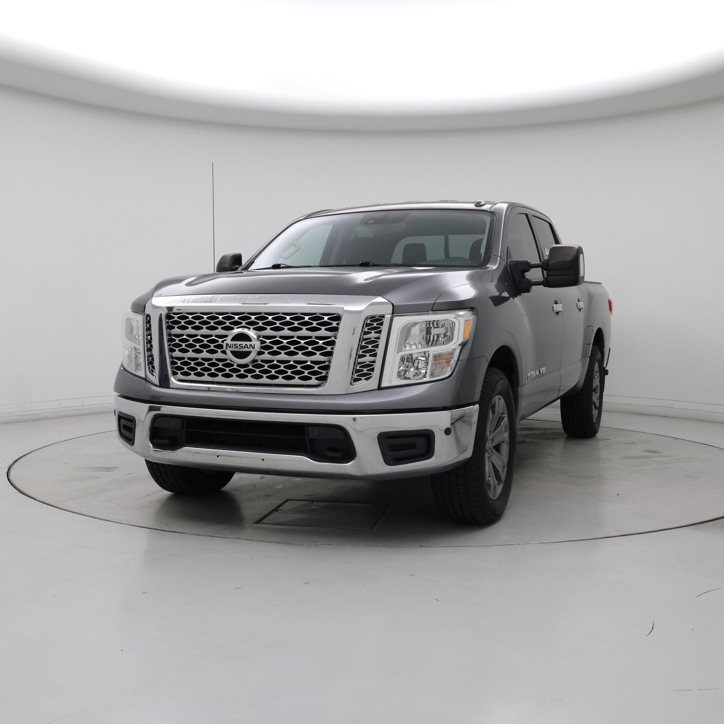 Thumbnail: 2018 Nissan Titan - 4