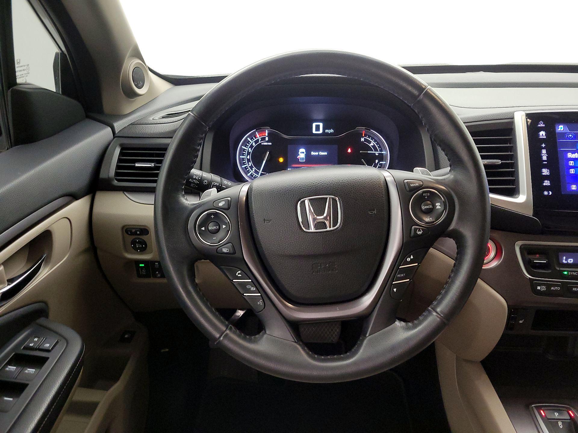 Thumbnail: 2020 Honda Ridgeline - 10