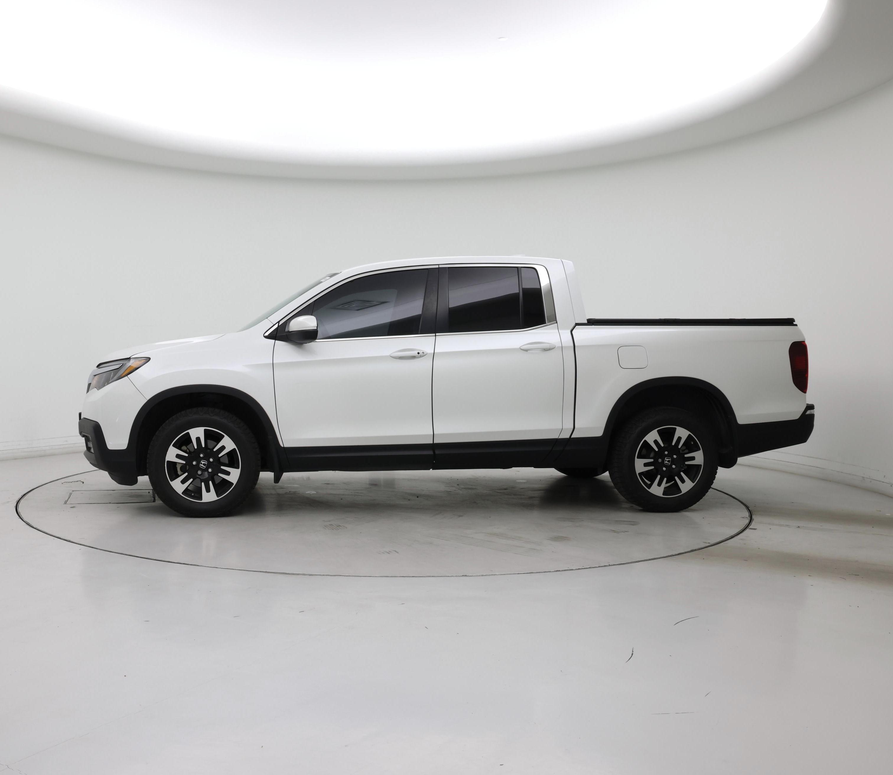 Thumbnail: 2020 Honda Ridgeline - 3