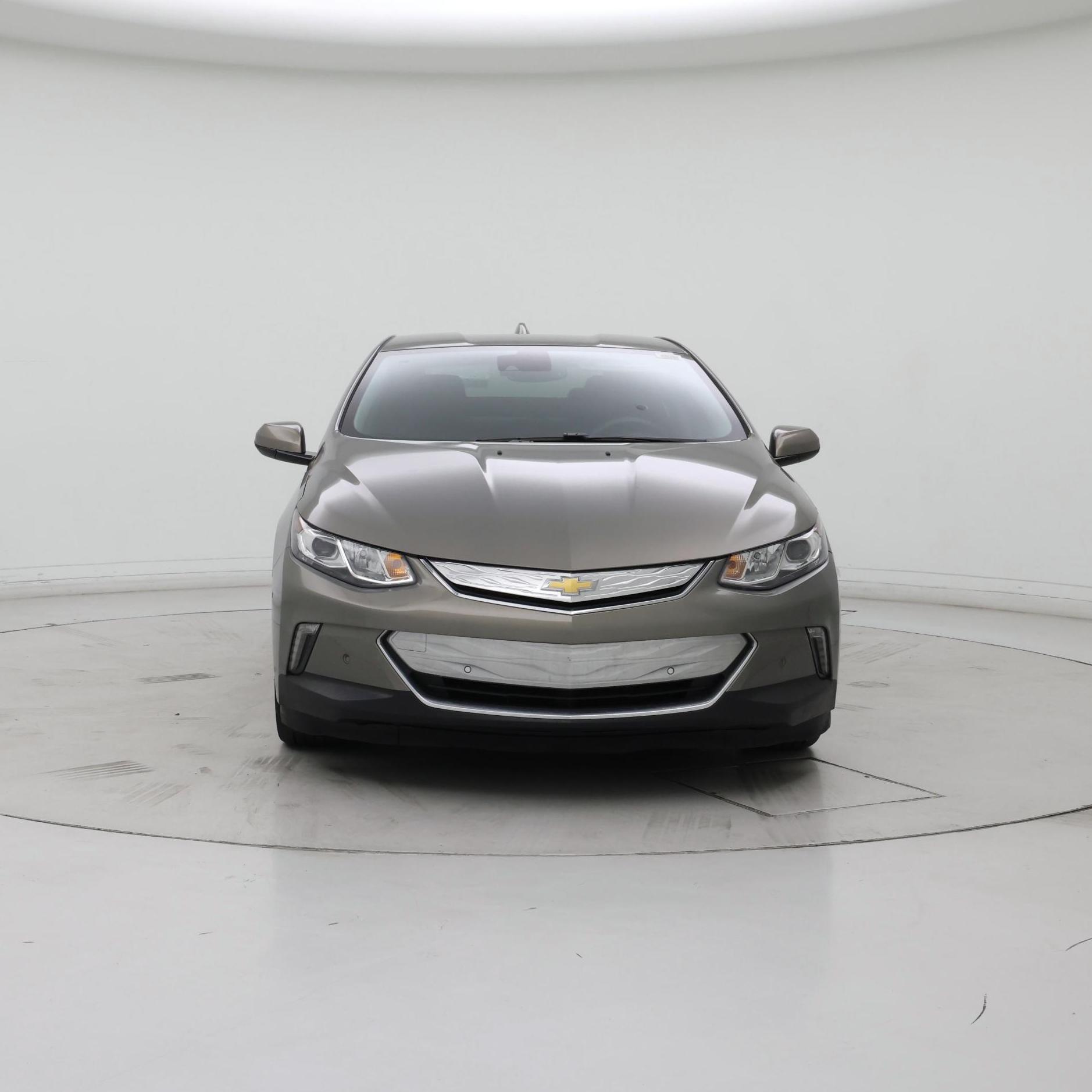 Thumbnail: 2017 Chevrolet Volt - 5
