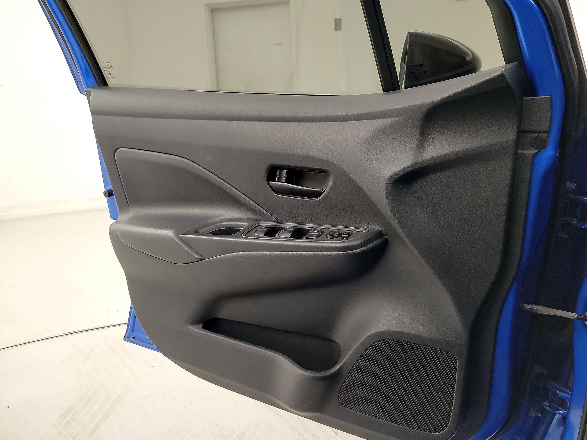 Thumbnail: 2020 Nissan Versa - 12