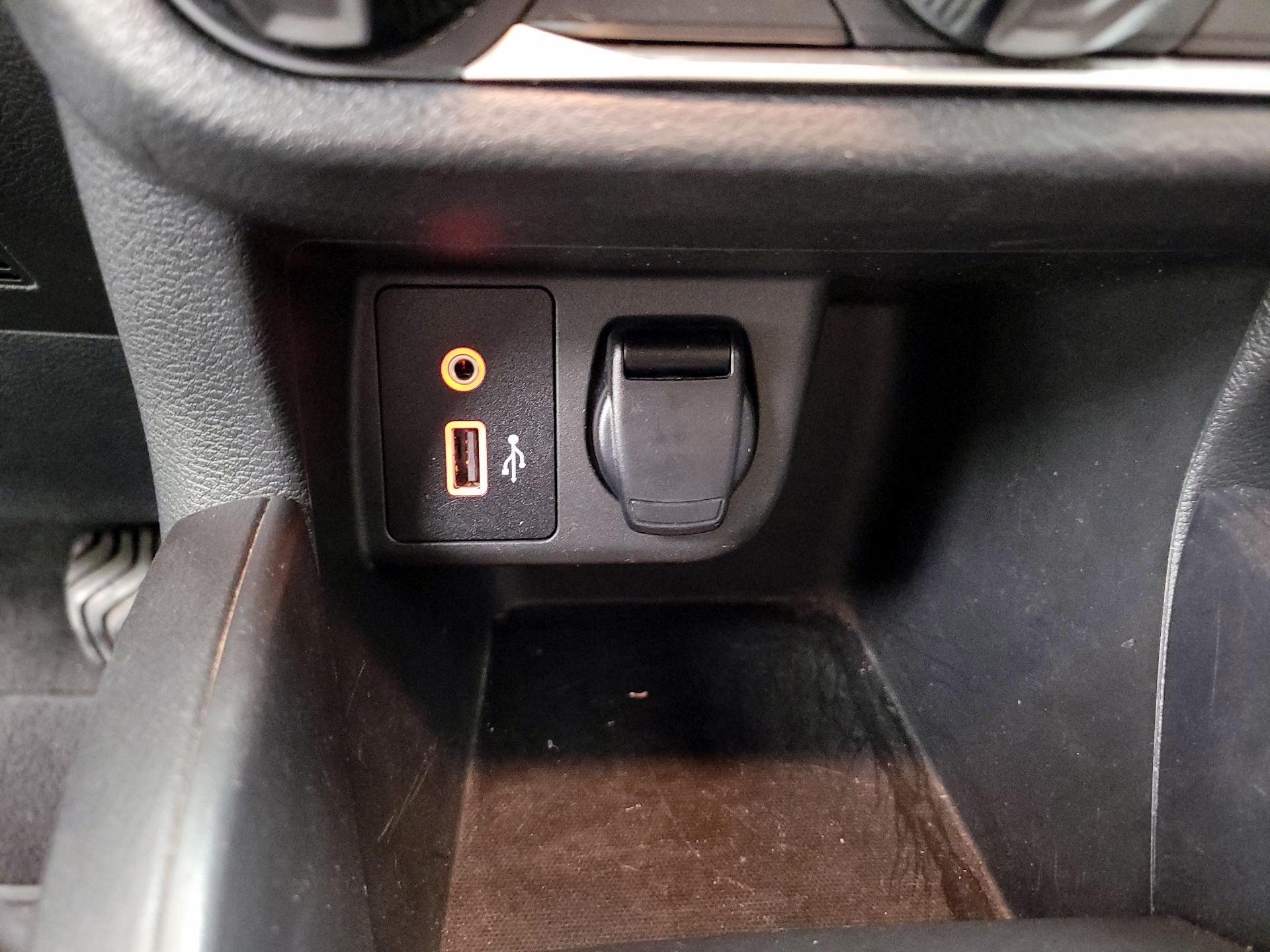 Thumbnail: 2020 Nissan Versa - 18