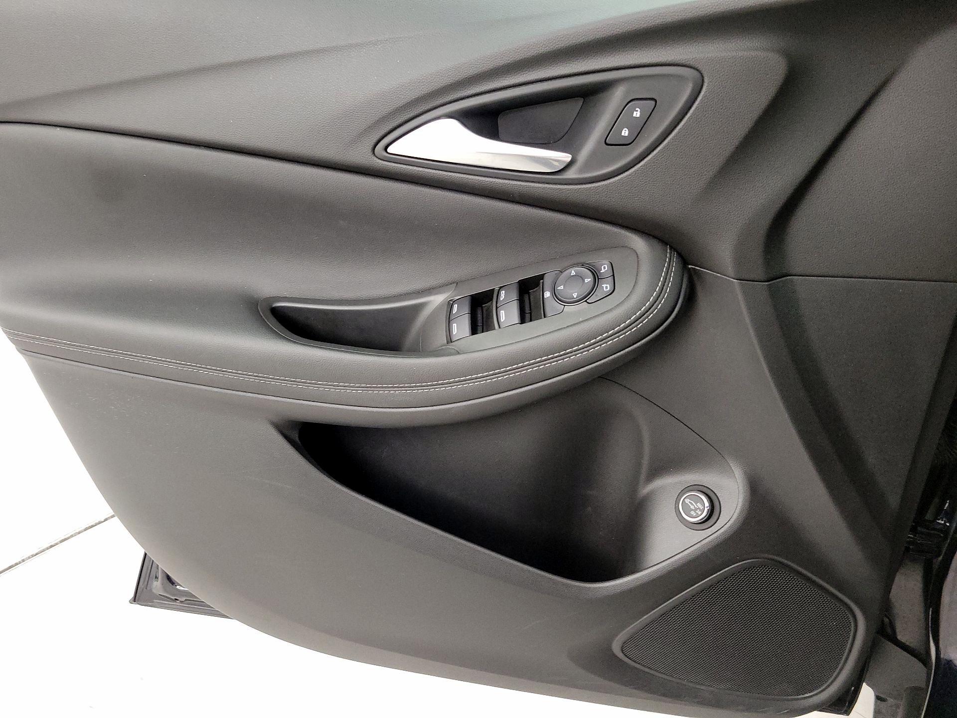 Thumbnail: 2020 Buick Encore GX - 12