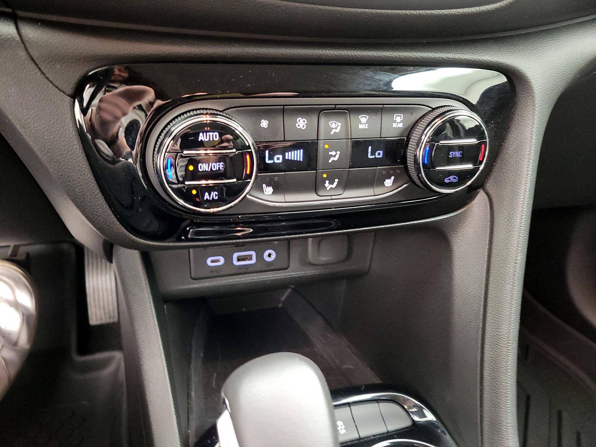 Thumbnail: 2020 Buick Encore GX - 14
