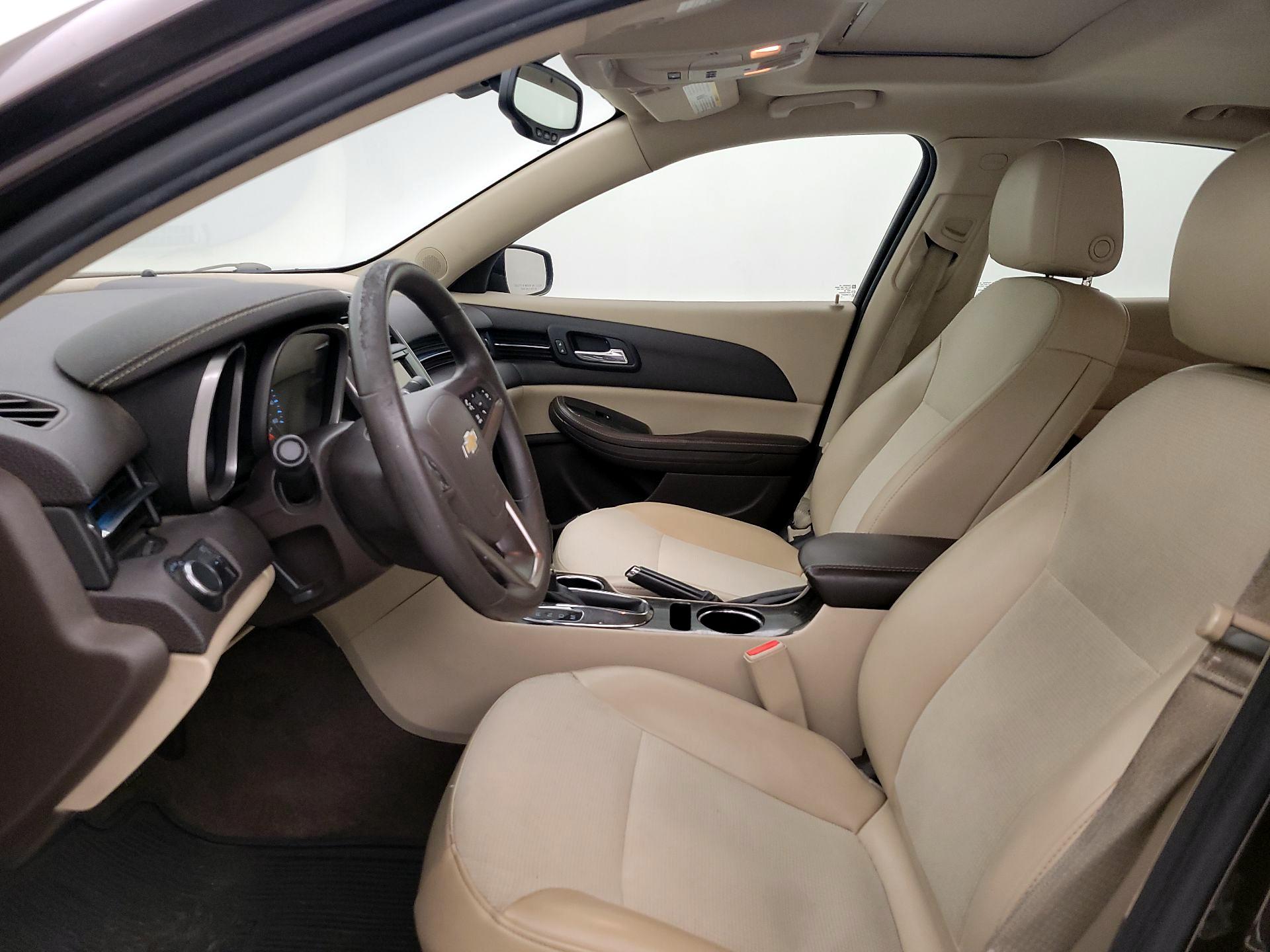 Thumbnail: 2015 Chevrolet Malibu - 11