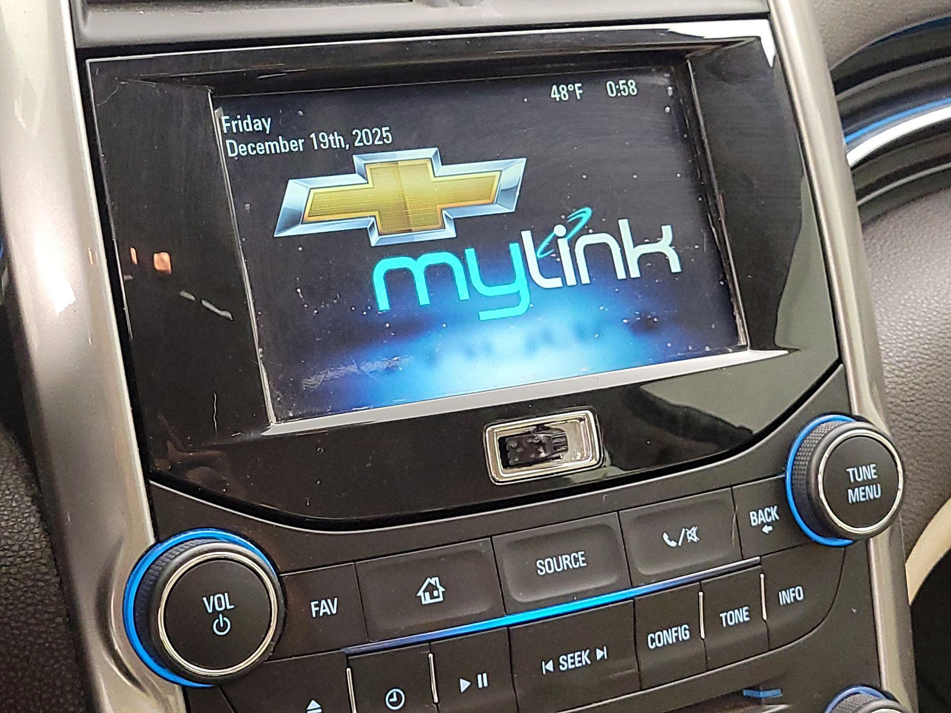 Thumbnail: 2015 Chevrolet Malibu - 15