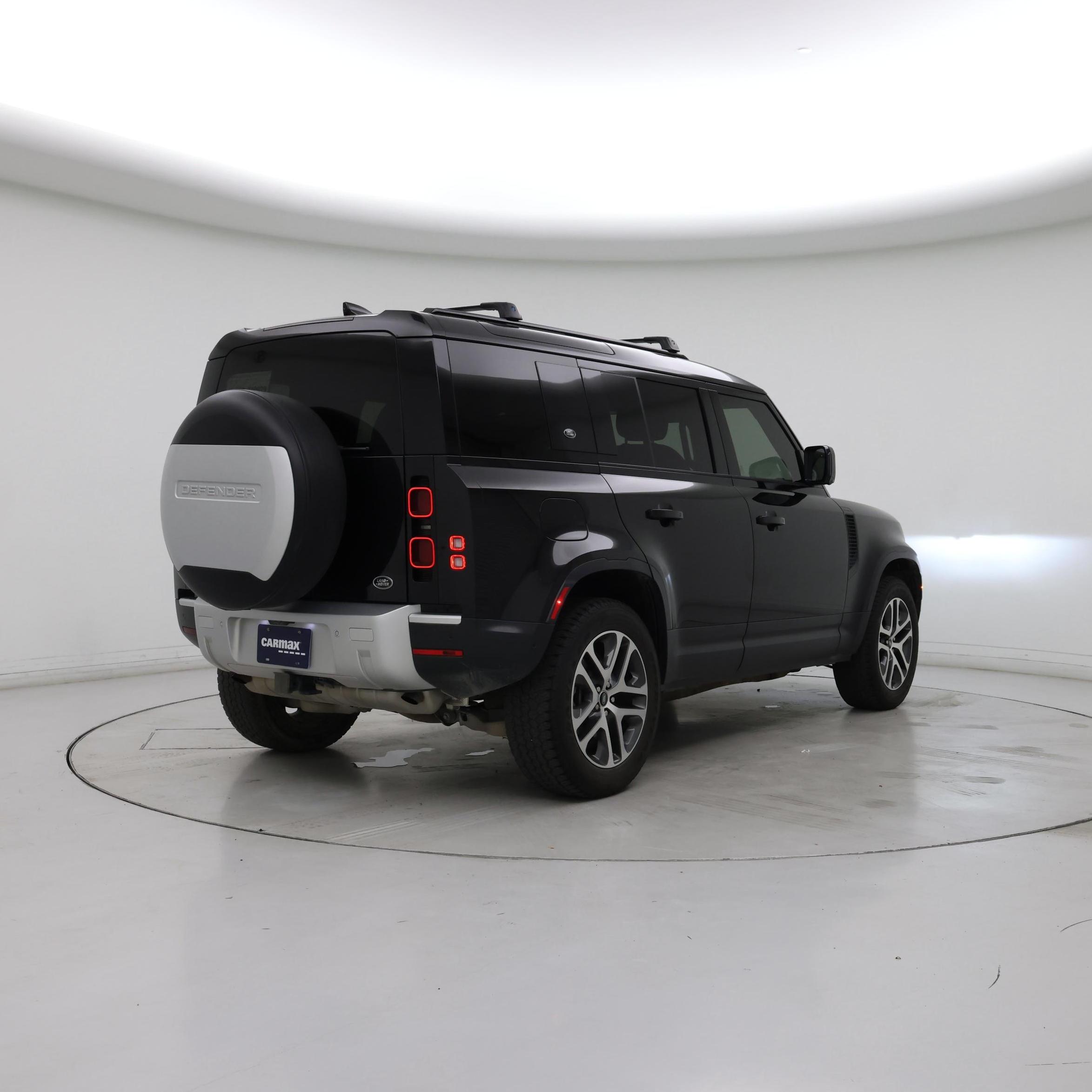 Thumbnail: 2020 Land Rover Defender - 8