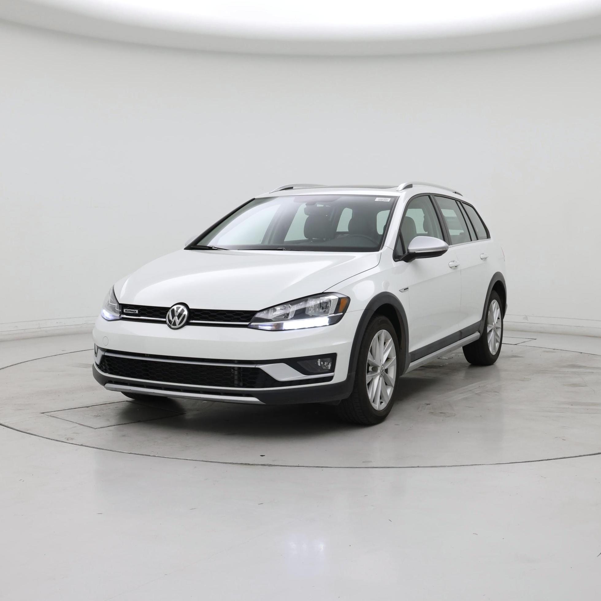 Thumbnail: 2018 Volkswagen Golf - 4