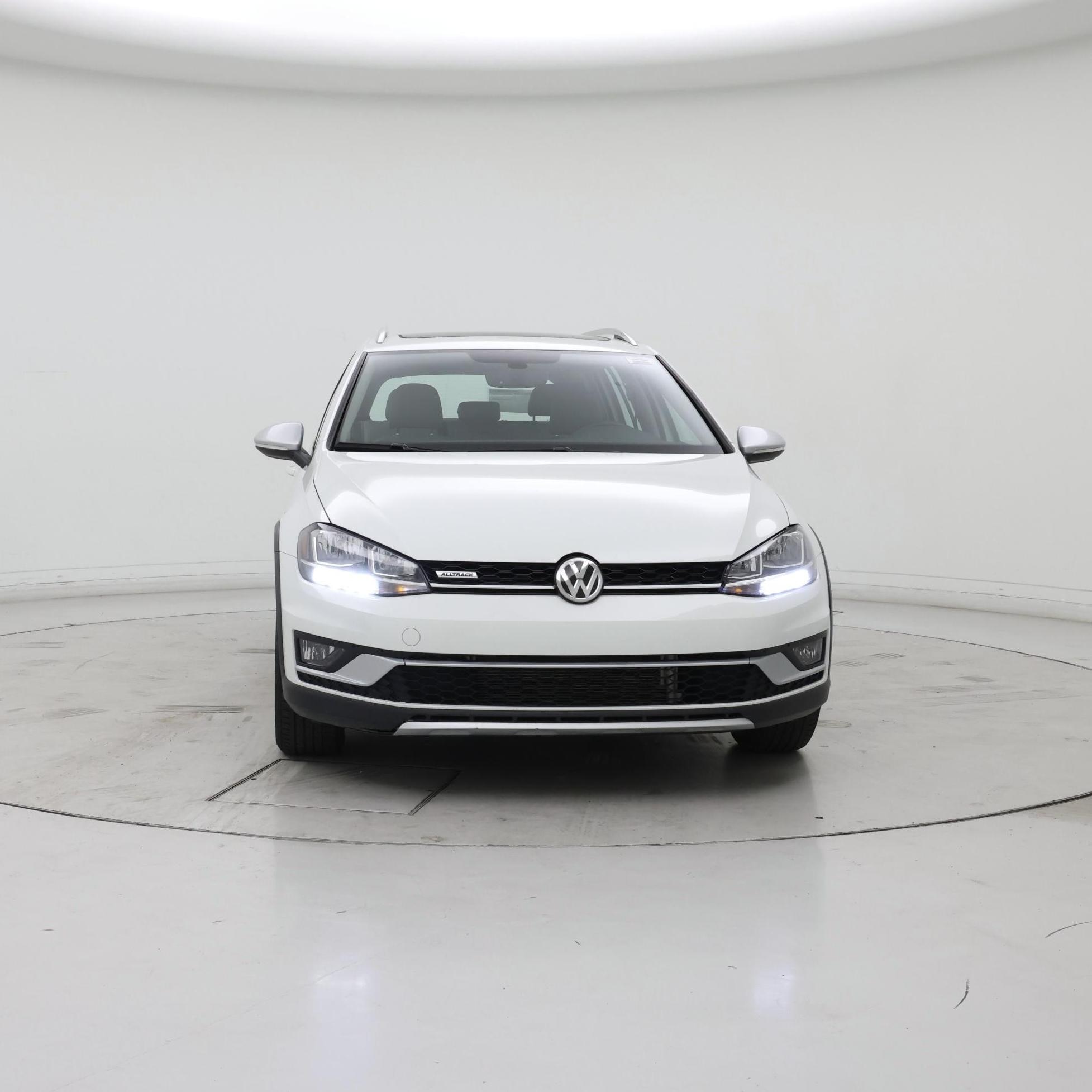 Thumbnail: 2018 Volkswagen Golf - 5