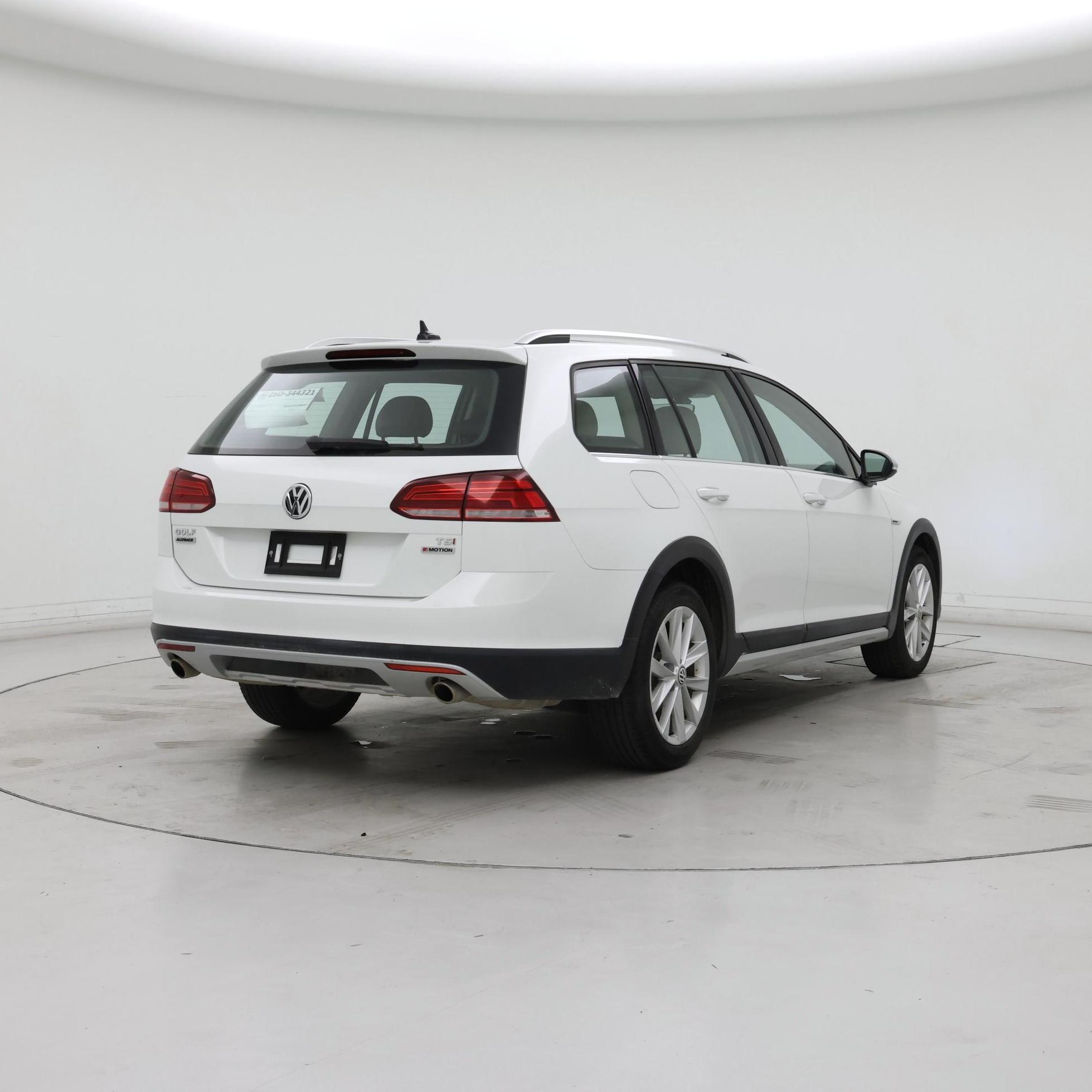 Thumbnail: 2018 Volkswagen Golf - 8