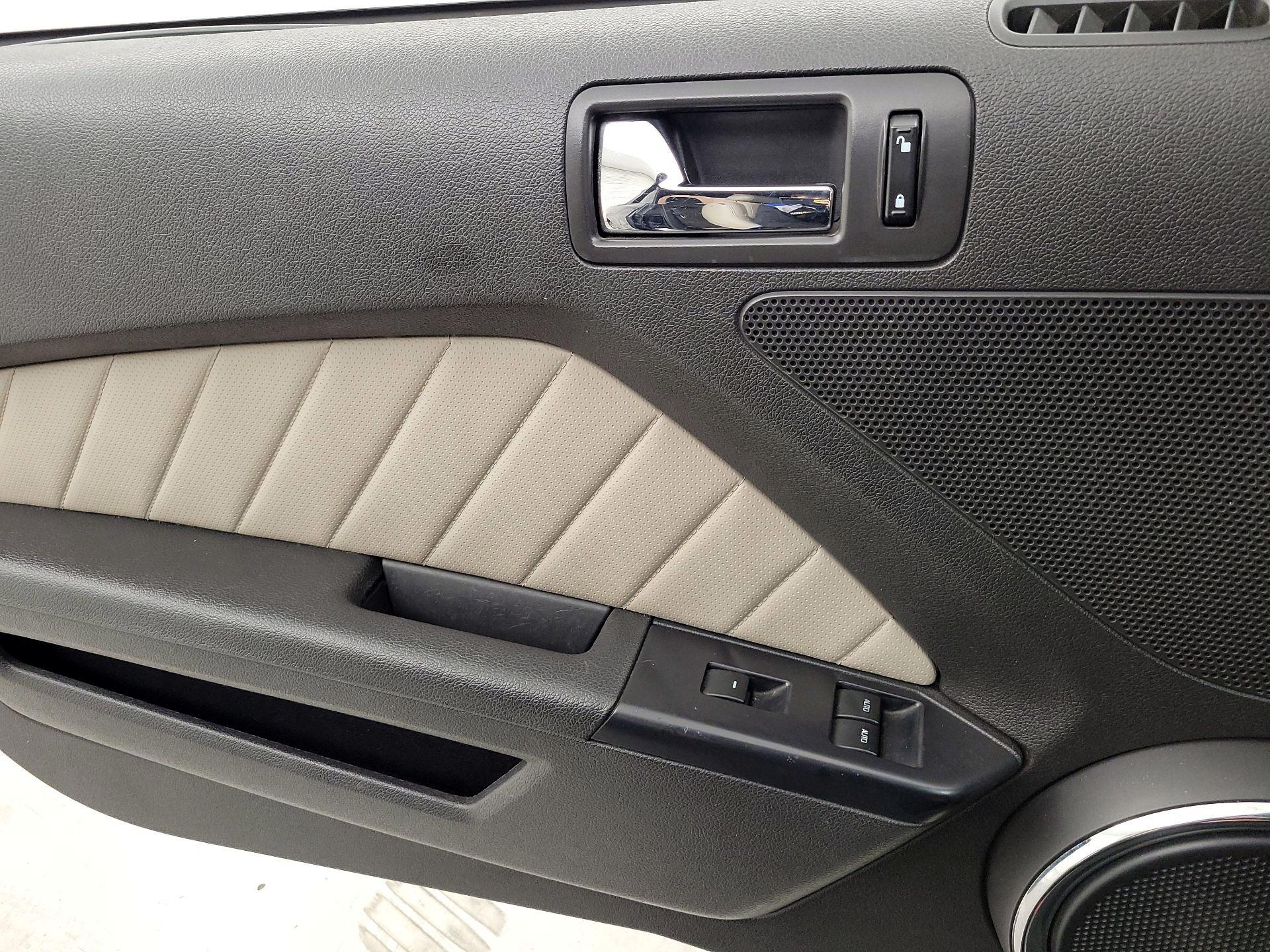 Thumbnail: 2014 Ford Mustang - 17