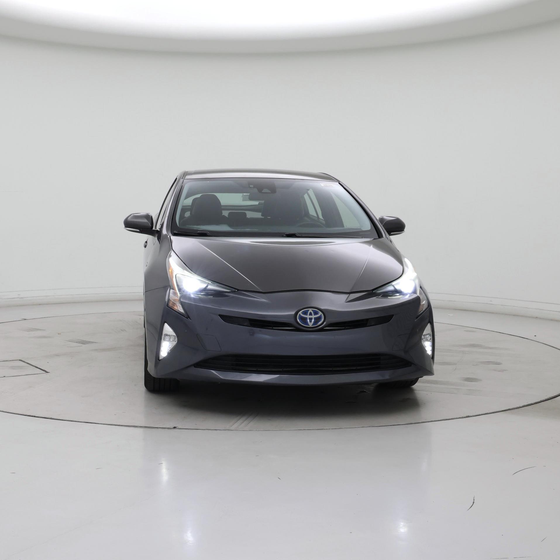 Thumbnail: 2018 Toyota Prius - 5