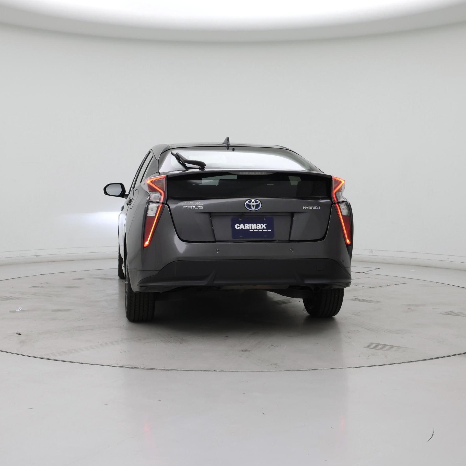 Thumbnail: 2018 Toyota Prius - 6
