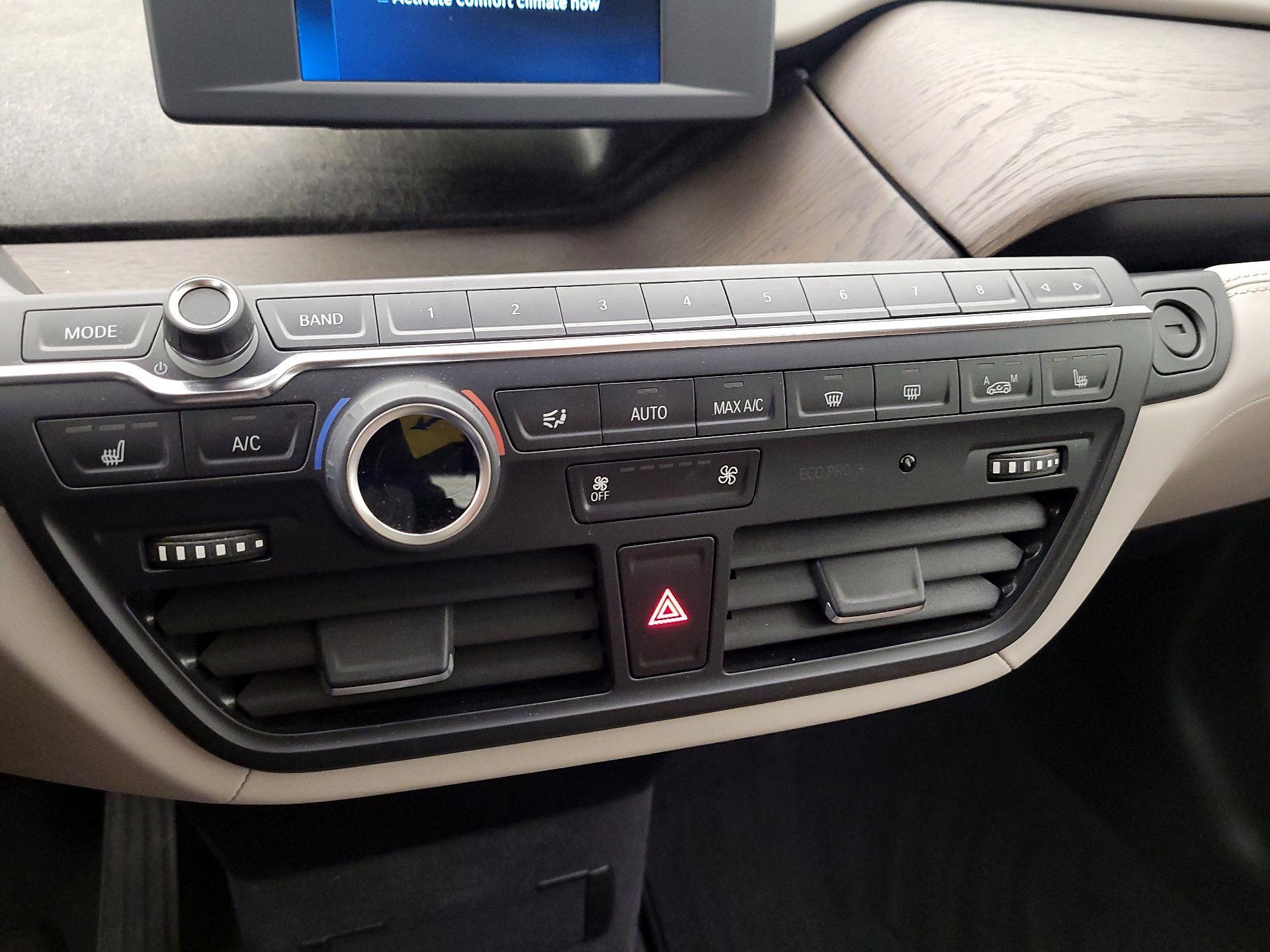 Thumbnail: 2019 BMW i3 - 16