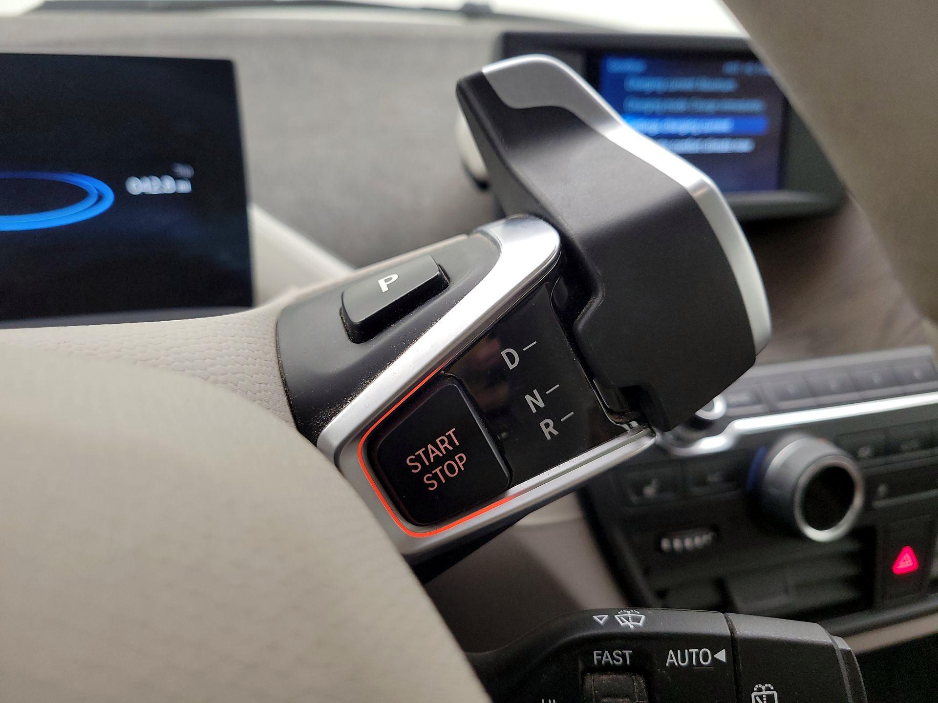 Thumbnail: 2019 BMW i3 - 17