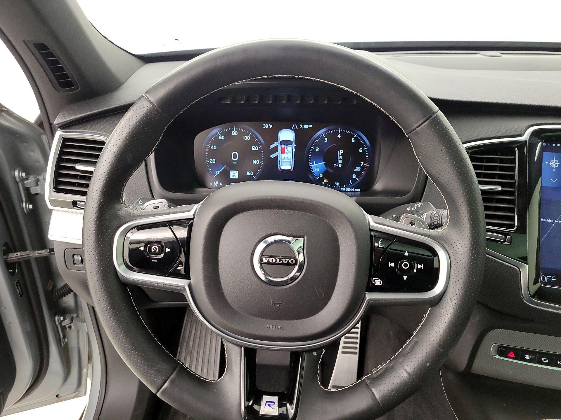 Thumbnail: 2017 Volvo XC90 - 10