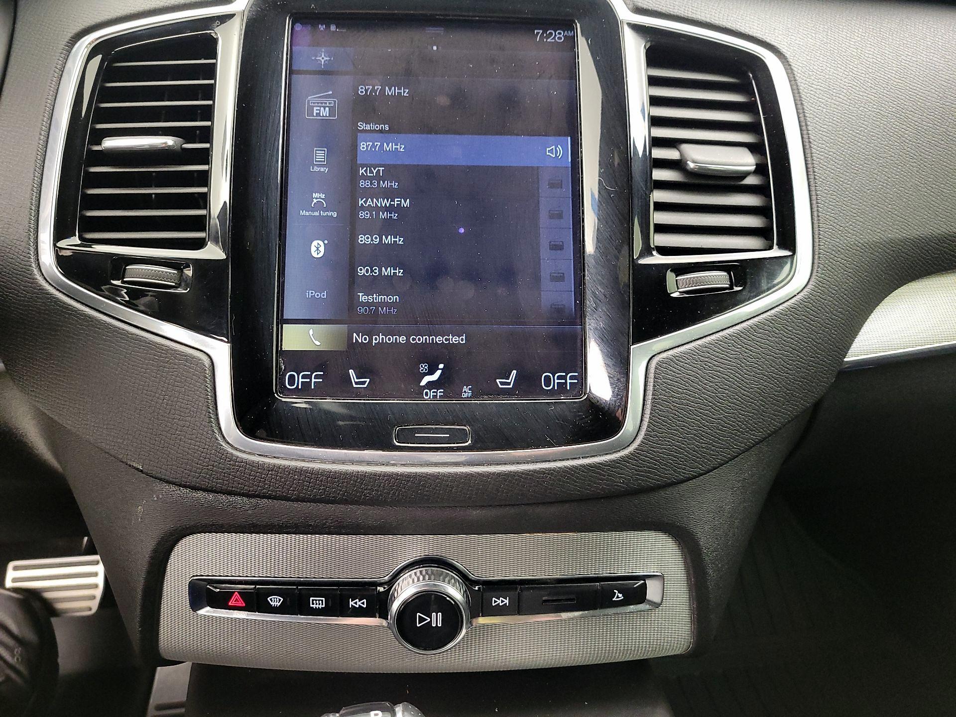 Thumbnail: 2017 Volvo XC90 - 16