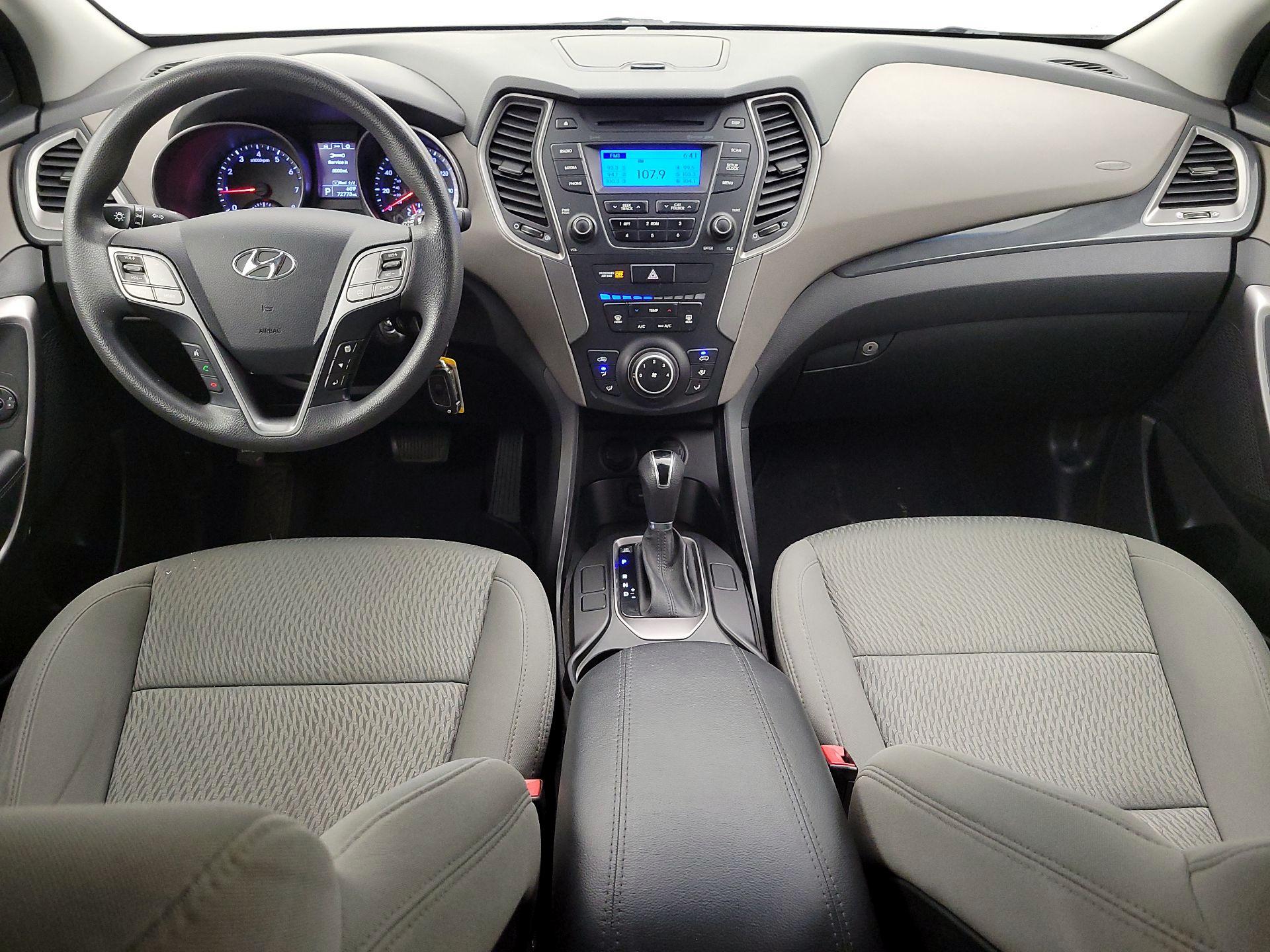 Thumbnail: 2016 Hyundai Santa Fe - 9