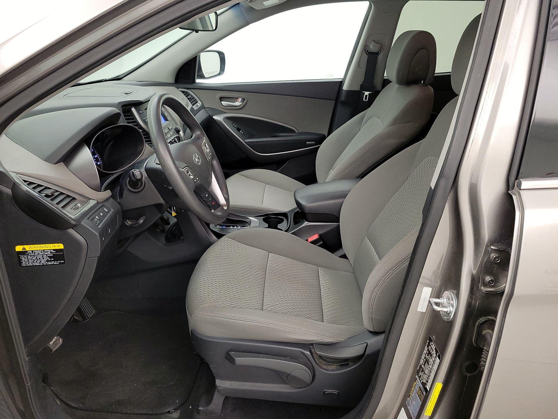 Thumbnail: 2016 Hyundai Santa Fe - 11