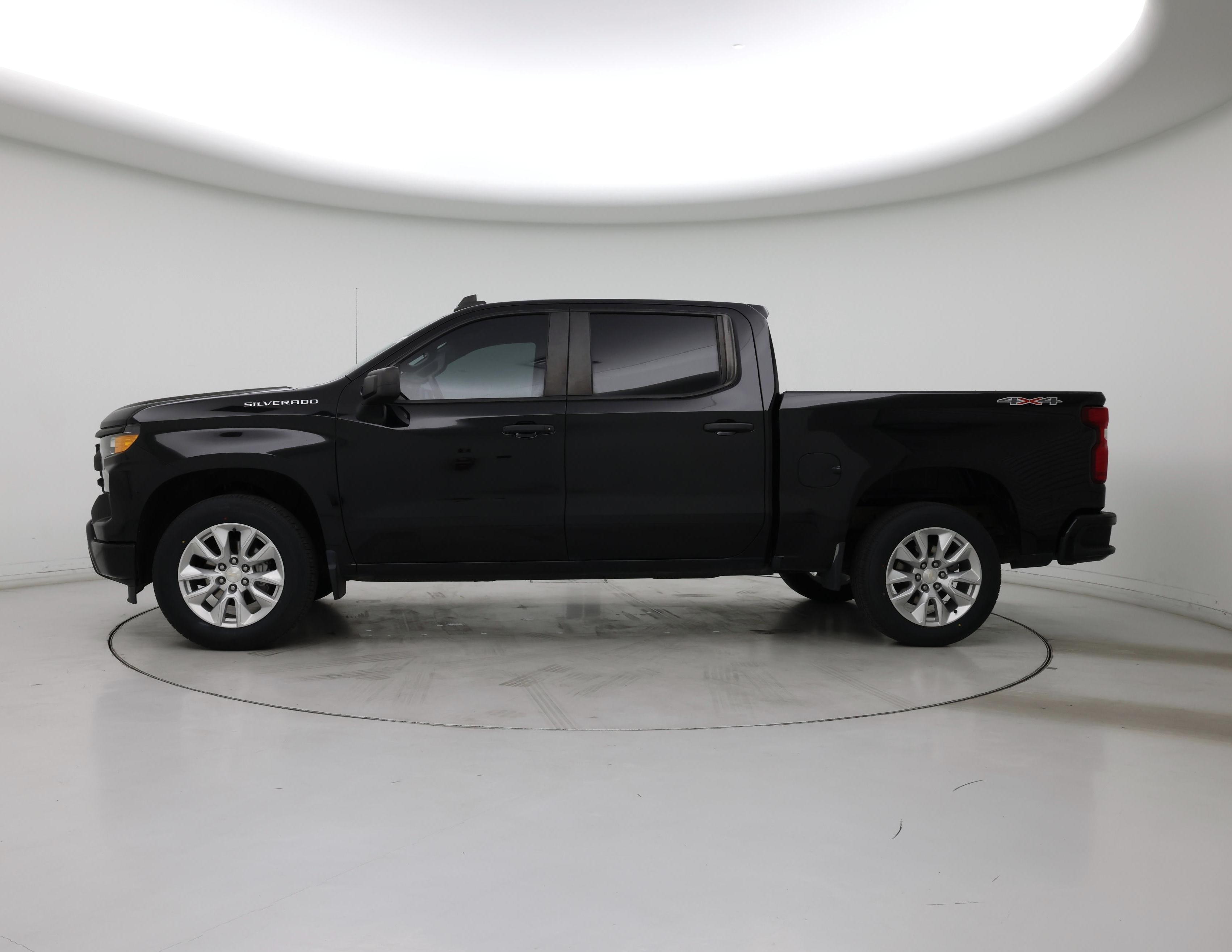 Thumbnail: 2022 Chevrolet Silverado 1500 - 3