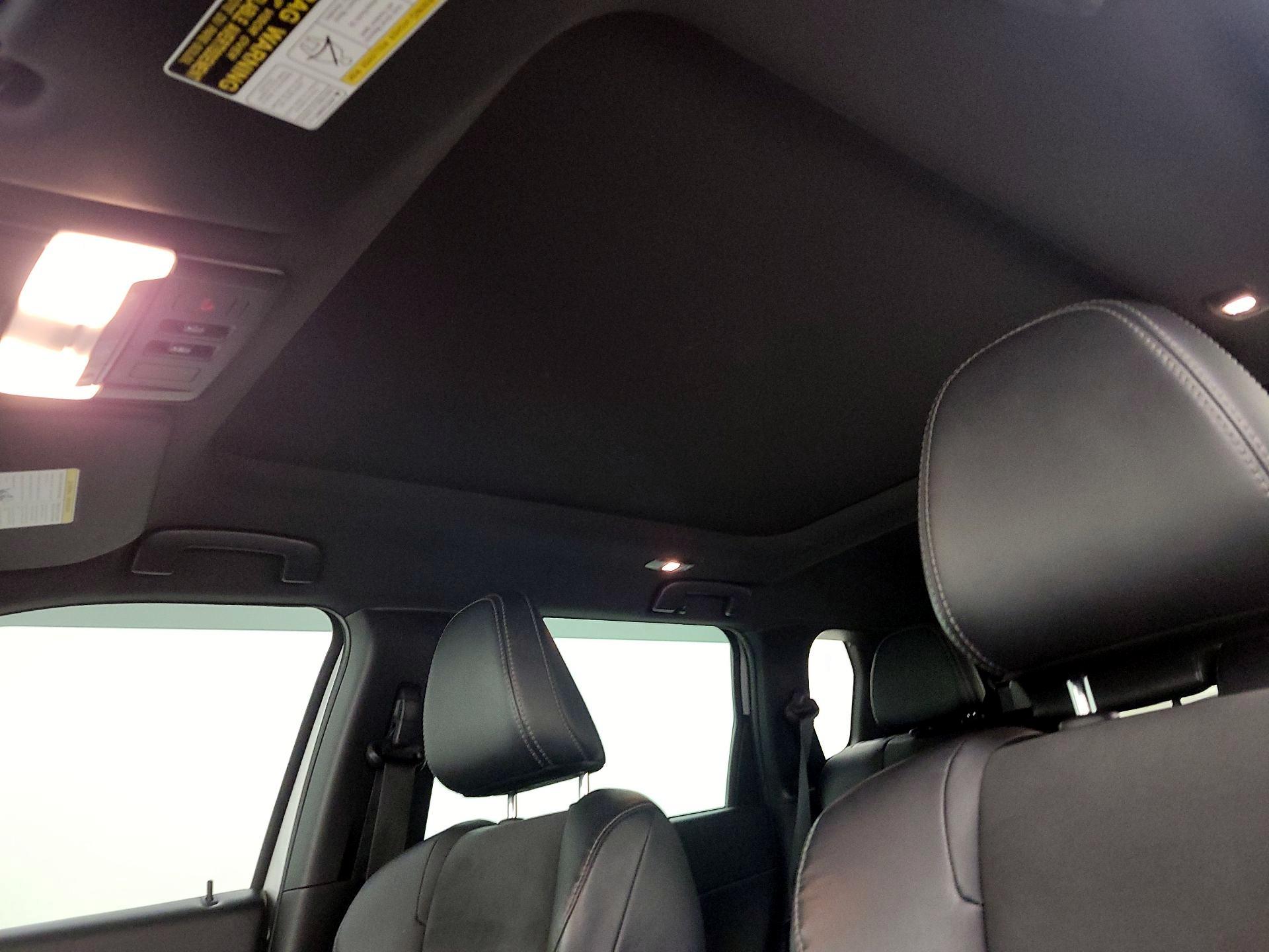 Thumbnail: 2022 Mitsubishi Outlander - 19