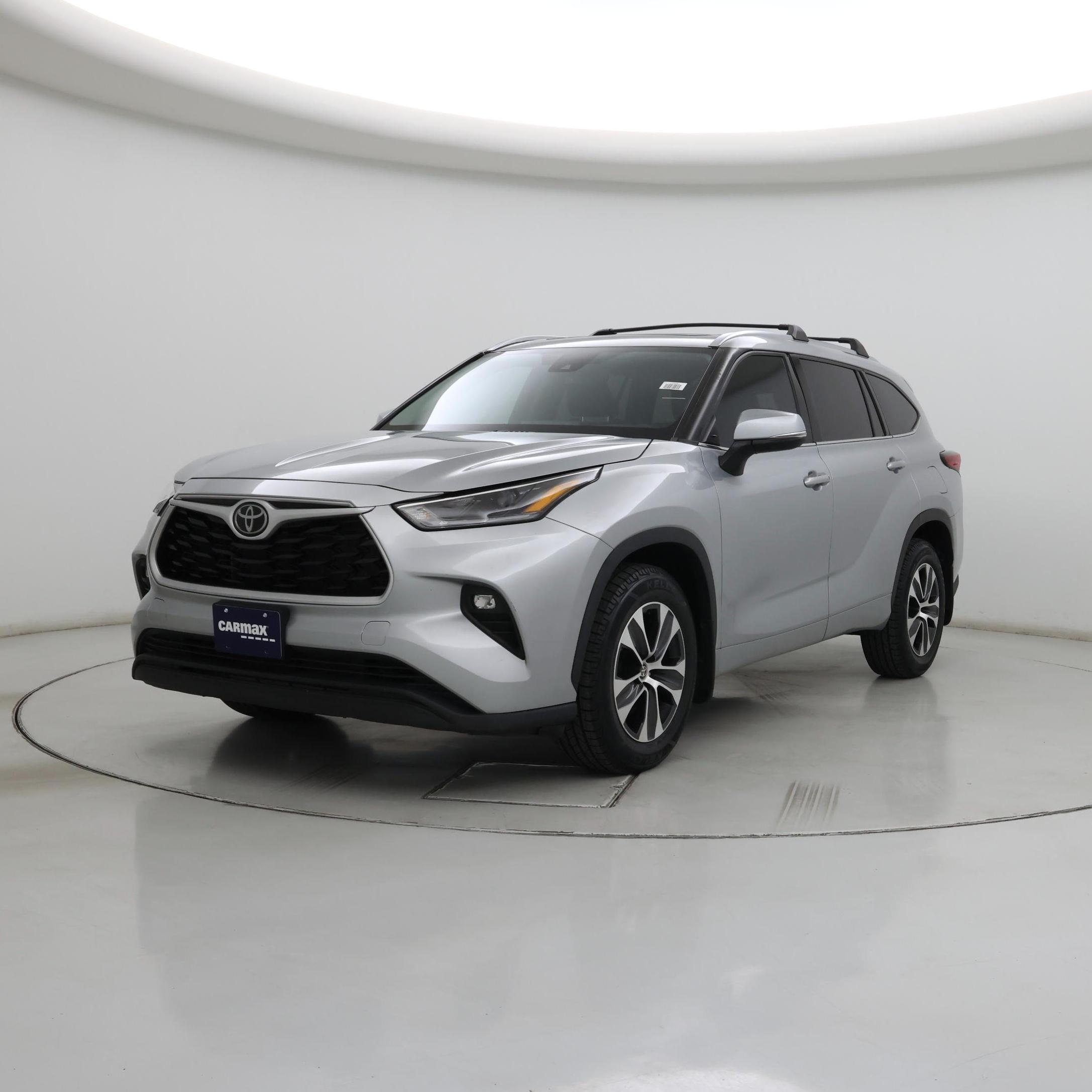 Thumbnail: 2021 Toyota Highlander - 4