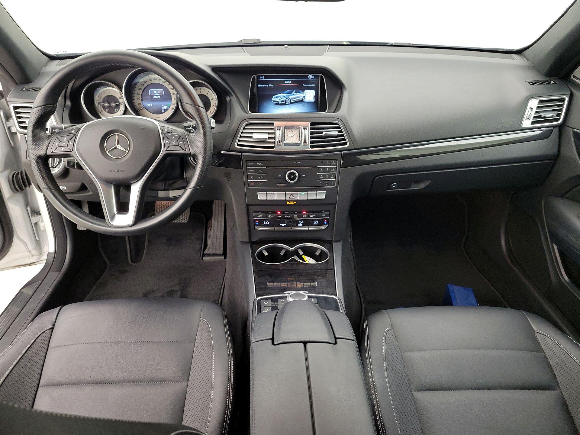 Thumbnail: 2016 Mercedes-Benz E-Class - 9