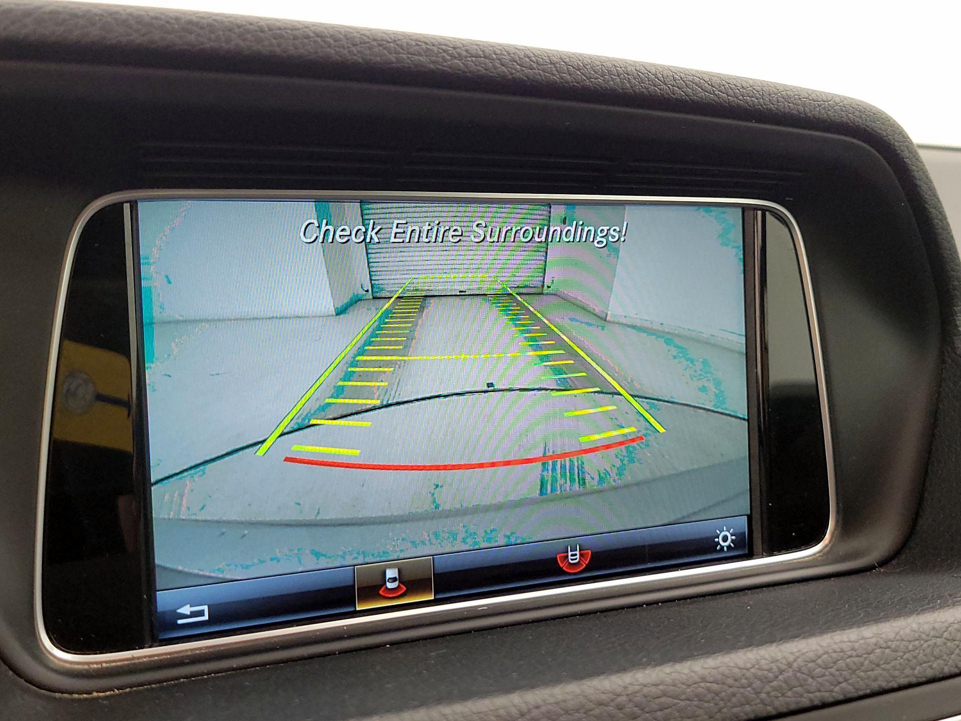 Thumbnail: 2016 Mercedes-Benz E-Class - 14