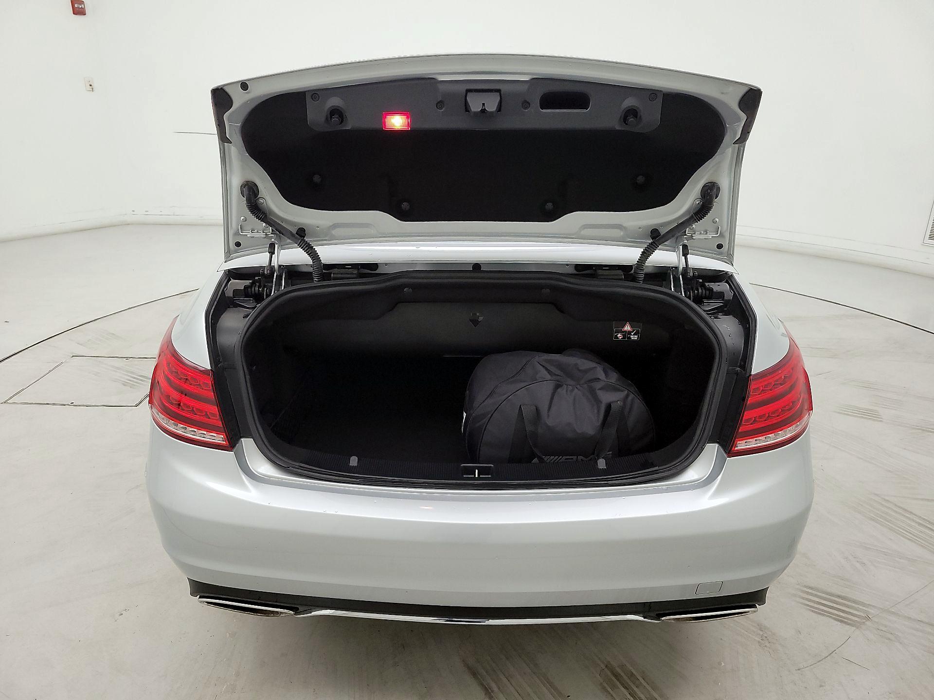 Thumbnail: 2016 Mercedes-Benz E-Class - 19