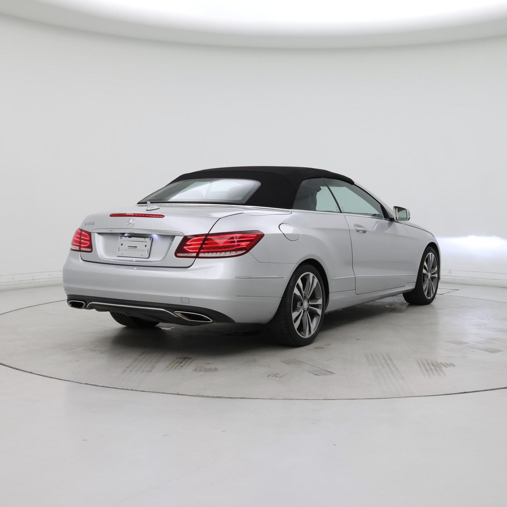 Thumbnail: 2016 Mercedes-Benz E-Class - 8