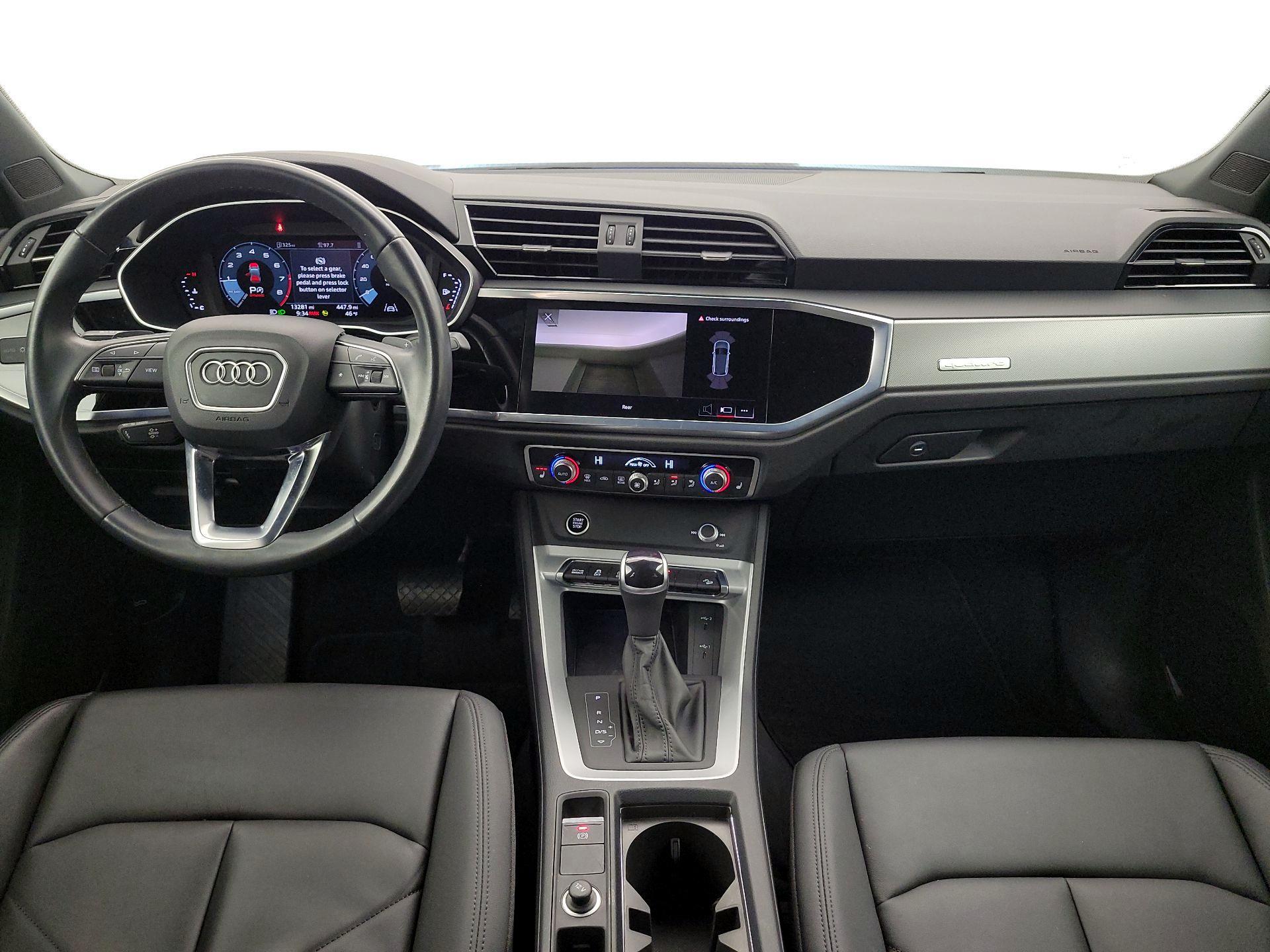 Thumbnail: 2023 Audi Q3 - 9