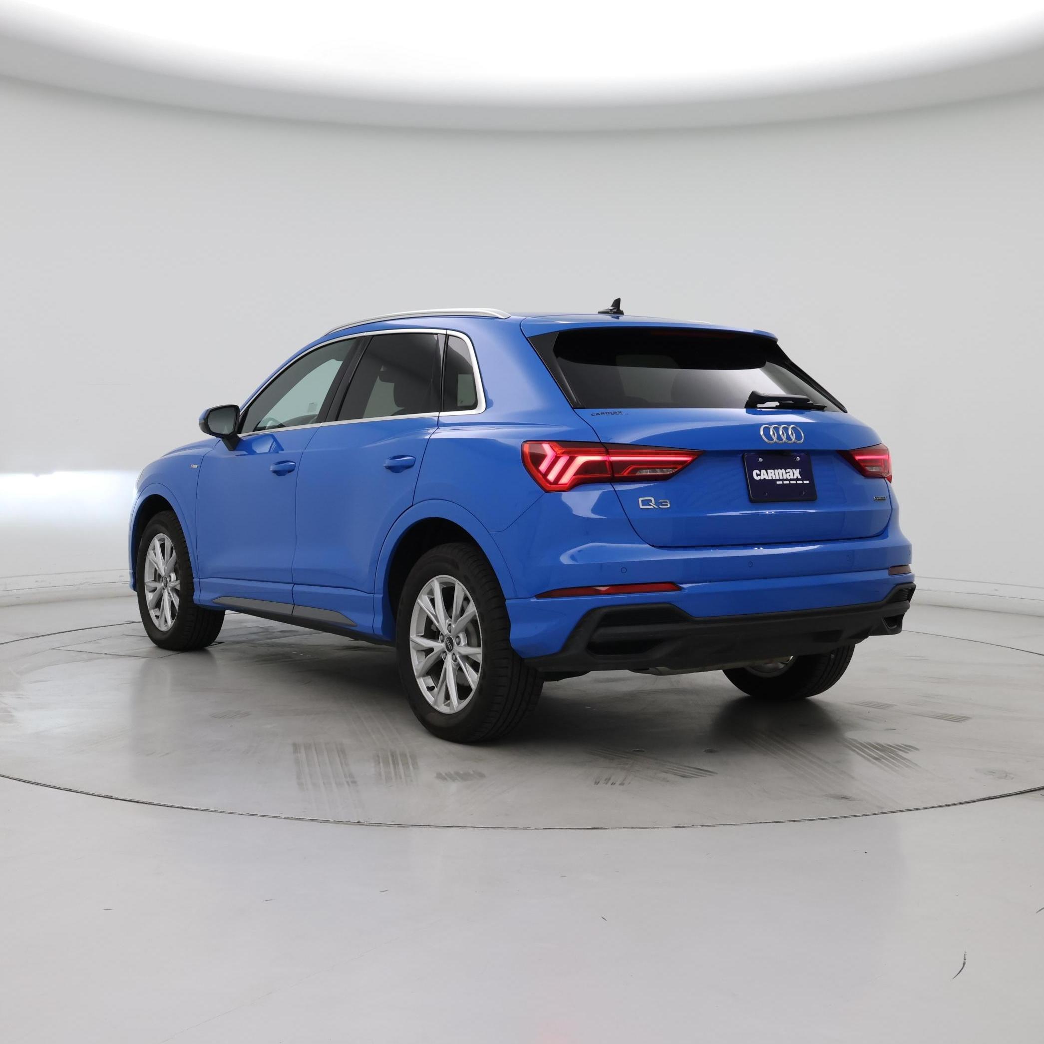 Thumbnail: 2023 Audi Q3 - 2