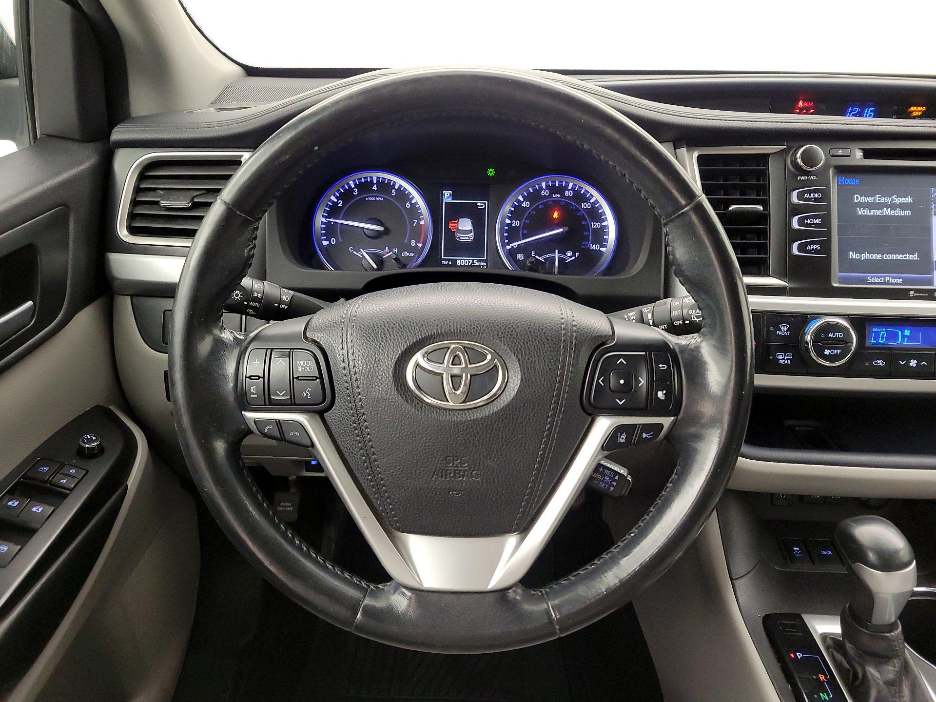 Thumbnail: 2018 Toyota Highlander - 10