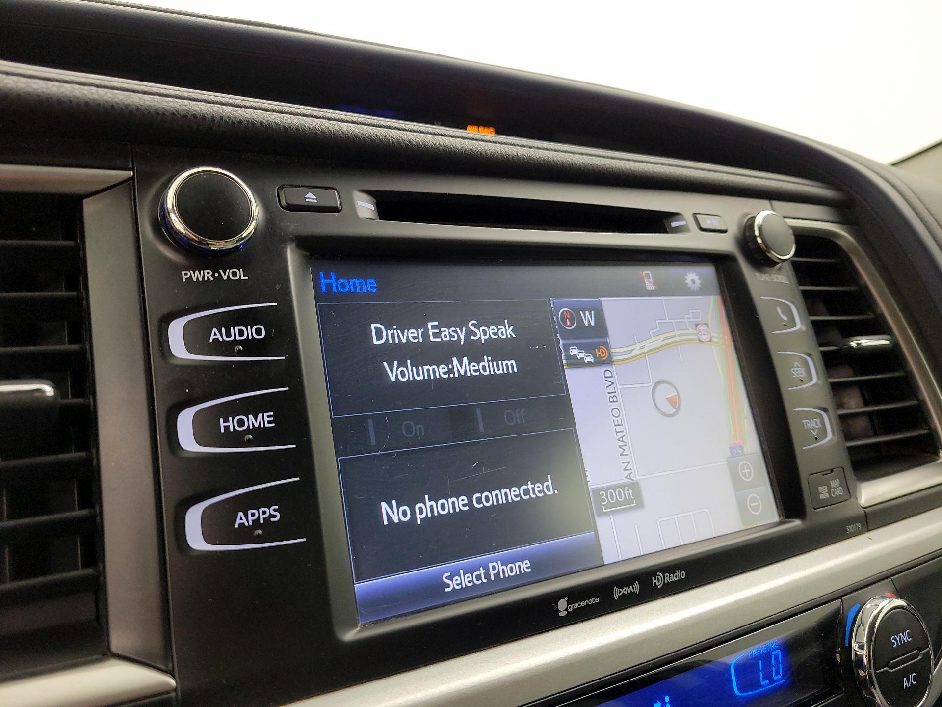 Thumbnail: 2018 Toyota Highlander - 15