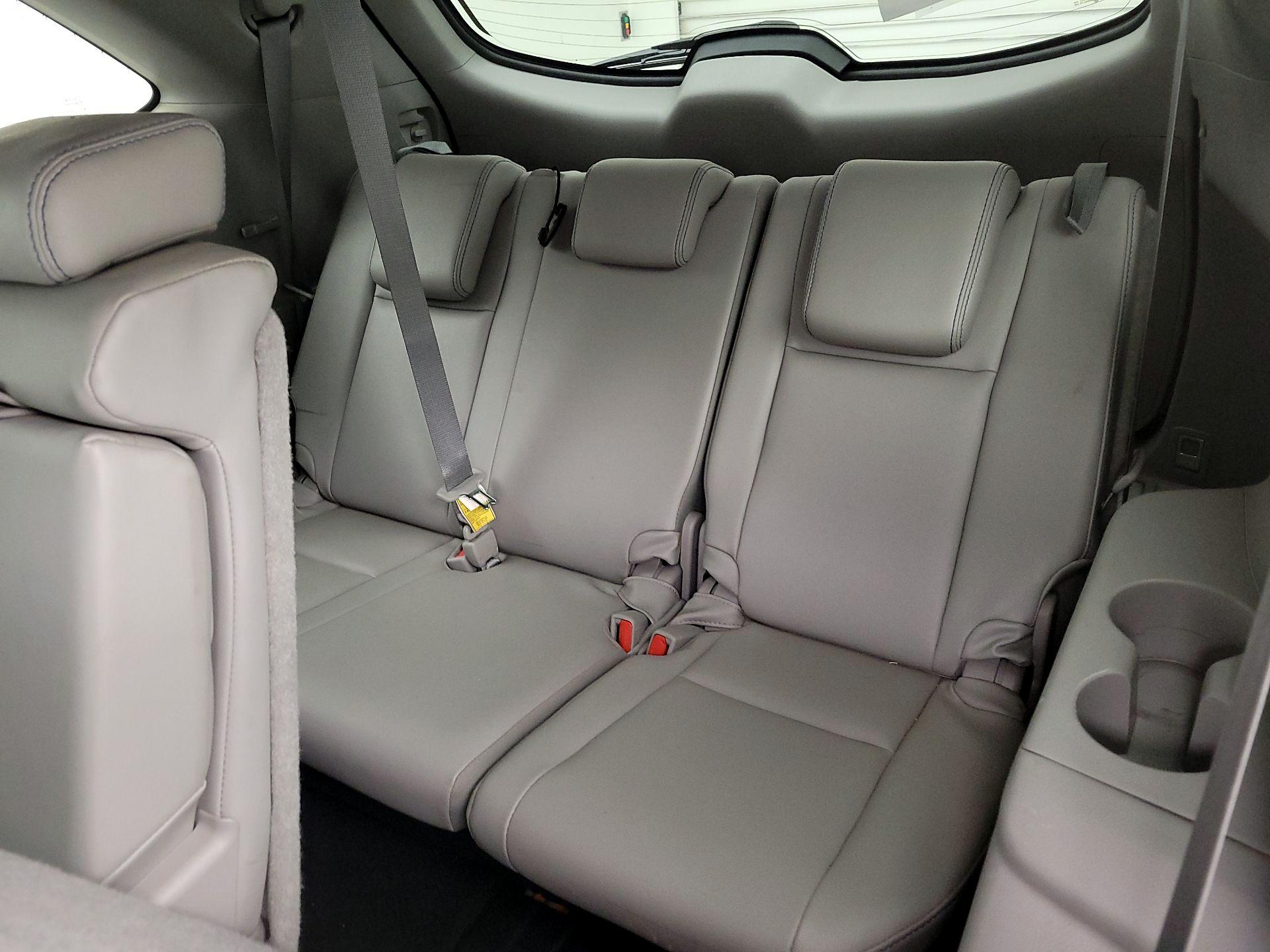 Thumbnail: 2018 Toyota Highlander - 20