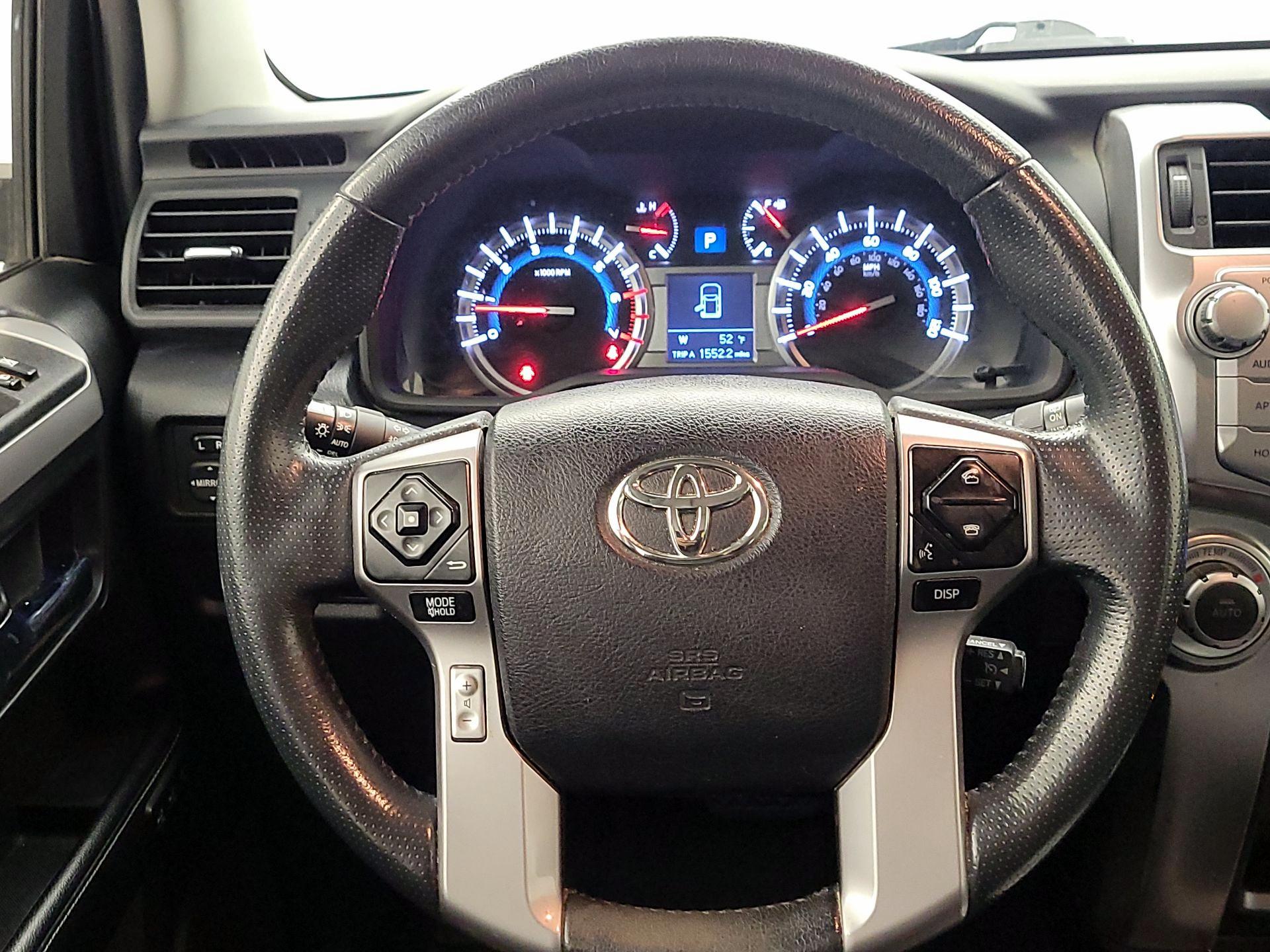 Thumbnail: 2019 Toyota 4Runner - 10