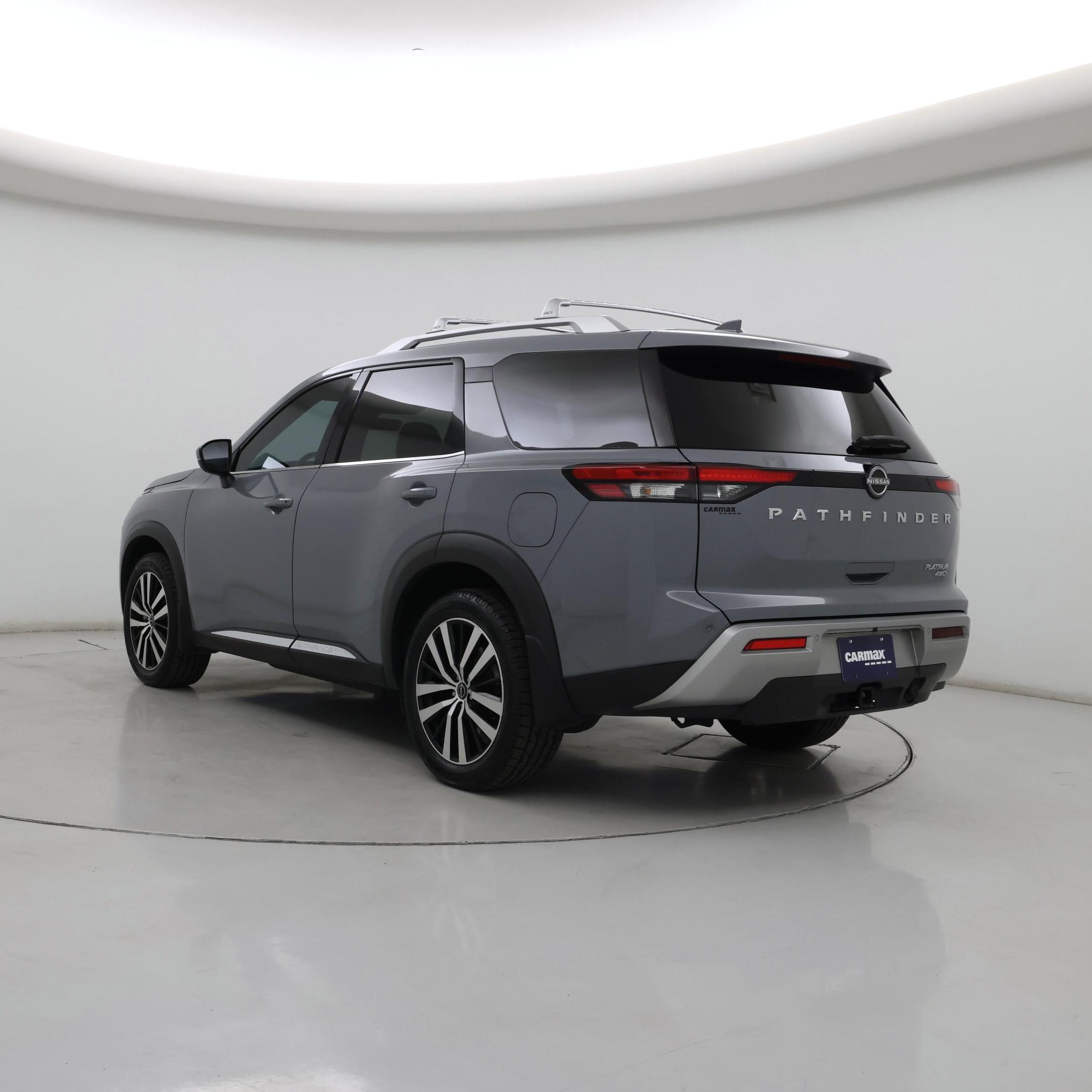 Thumbnail: 2023 Nissan Pathfinder - 2