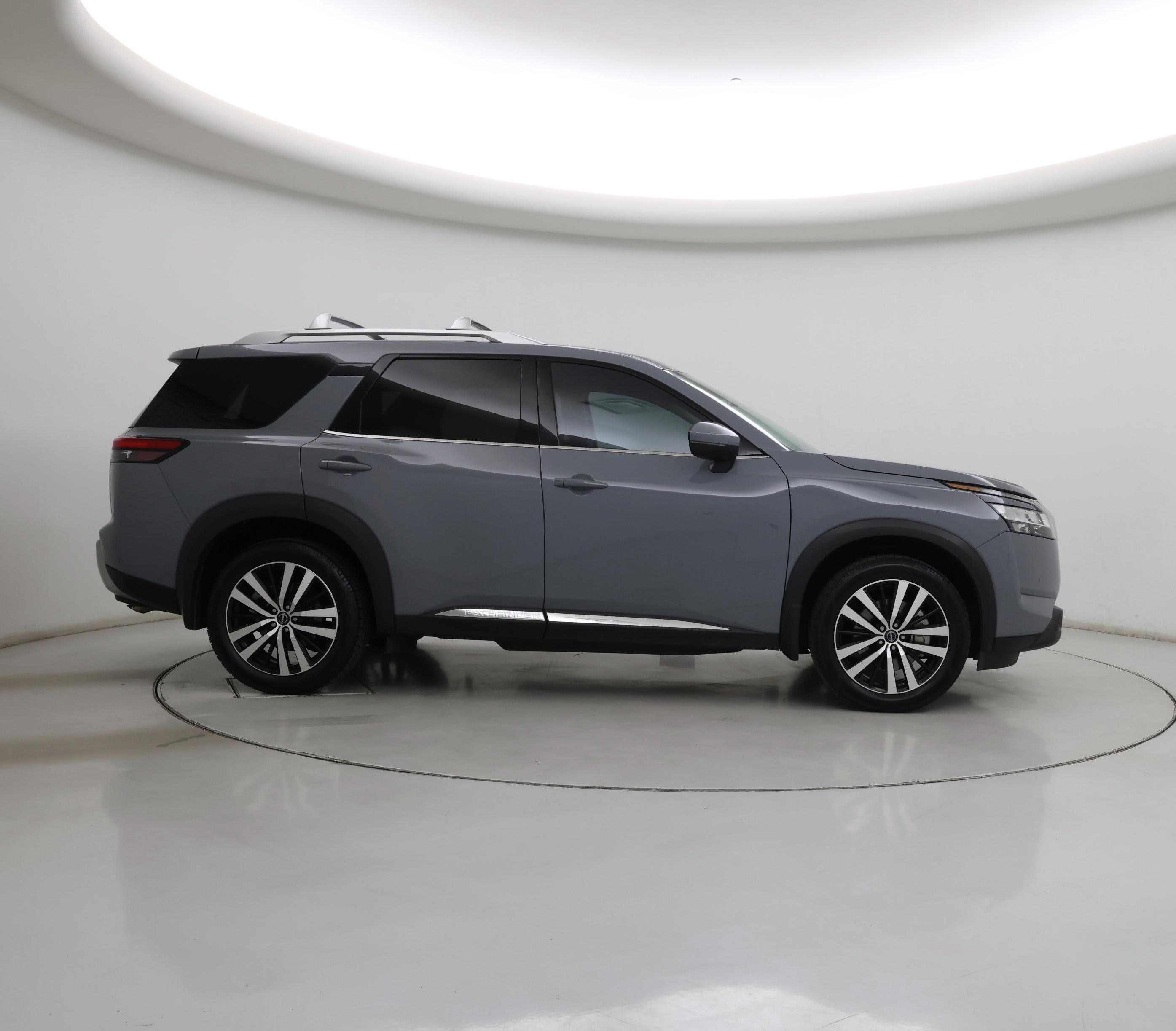 Thumbnail: 2023 Nissan Pathfinder - 7