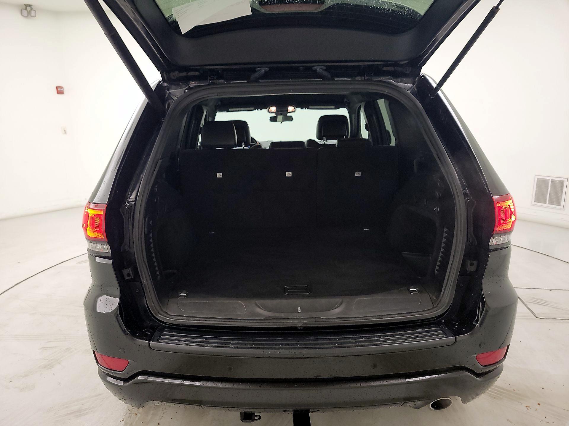 Thumbnail: 2021 Jeep Grand Cherokee - 19