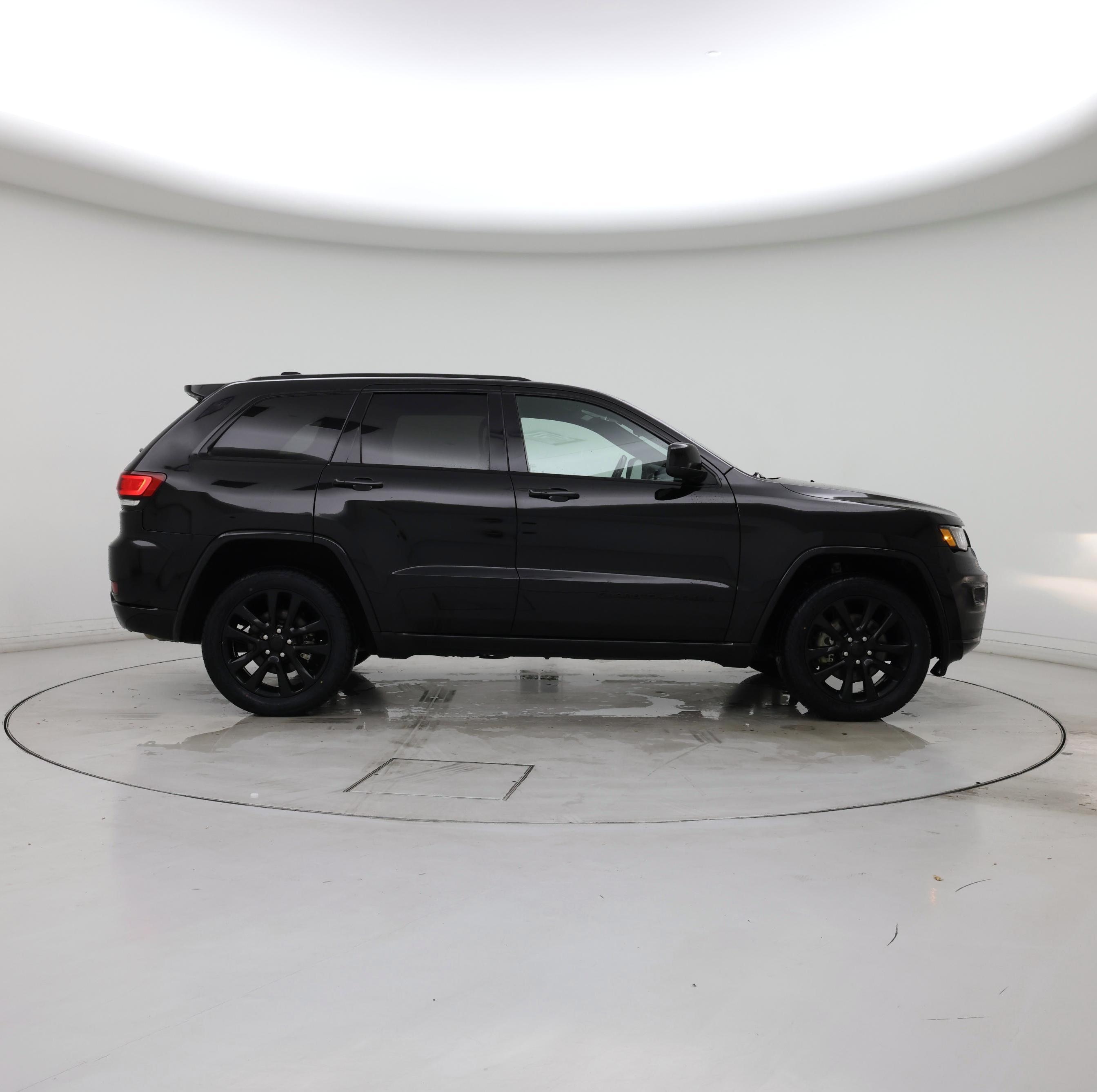 Thumbnail: 2021 Jeep Grand Cherokee - 7