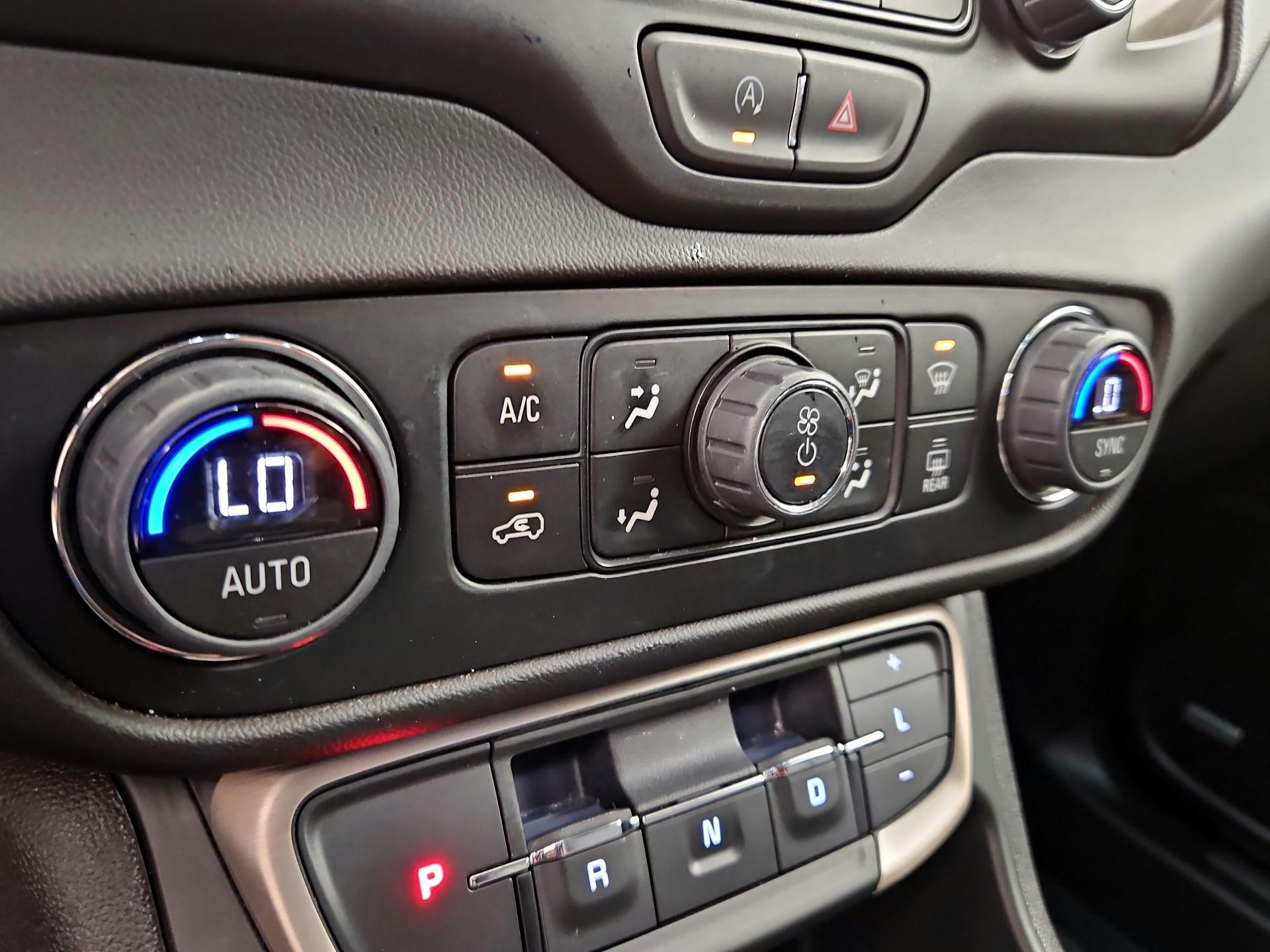 Thumbnail: 2023 GMC Terrain - 16