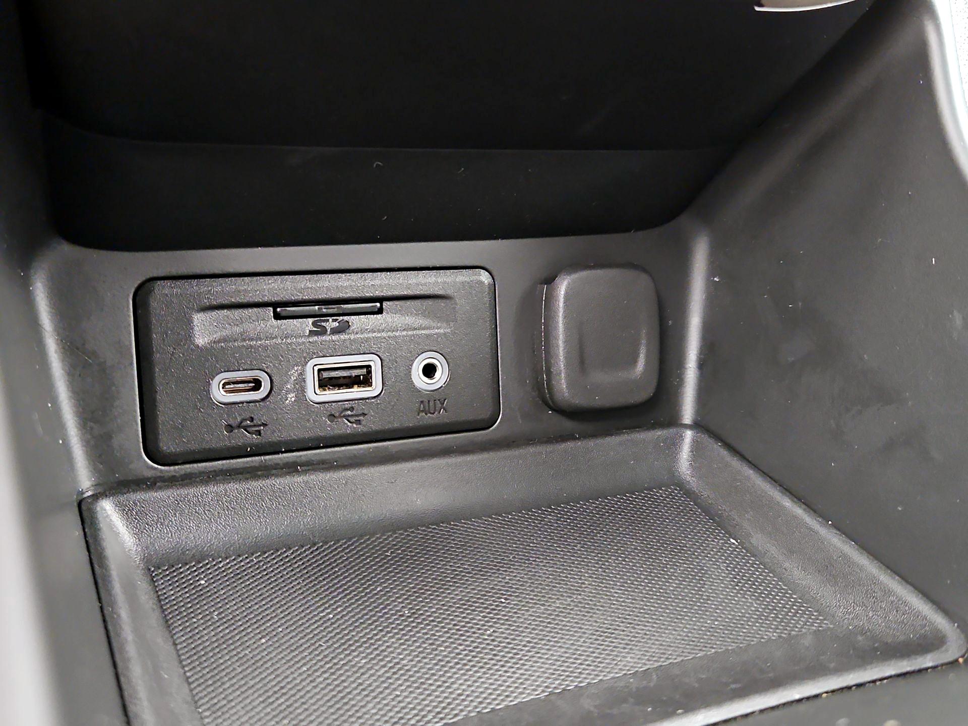 Thumbnail: 2023 GMC Terrain - 18