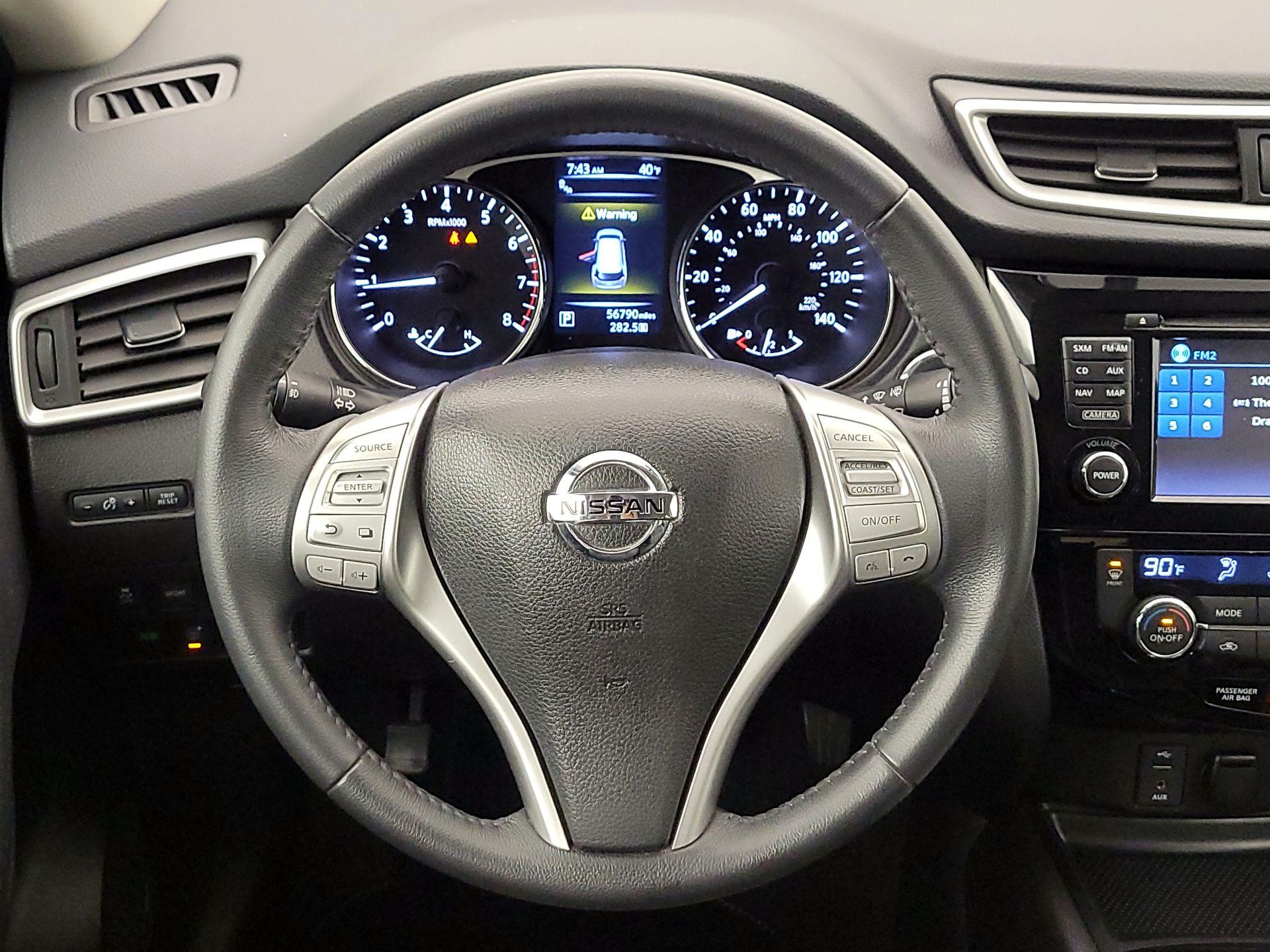 Thumbnail: 2015 Nissan Rogue - 10