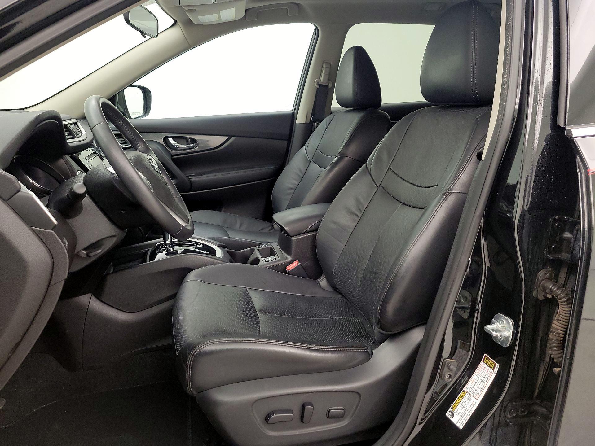 Thumbnail: 2015 Nissan Rogue - 11