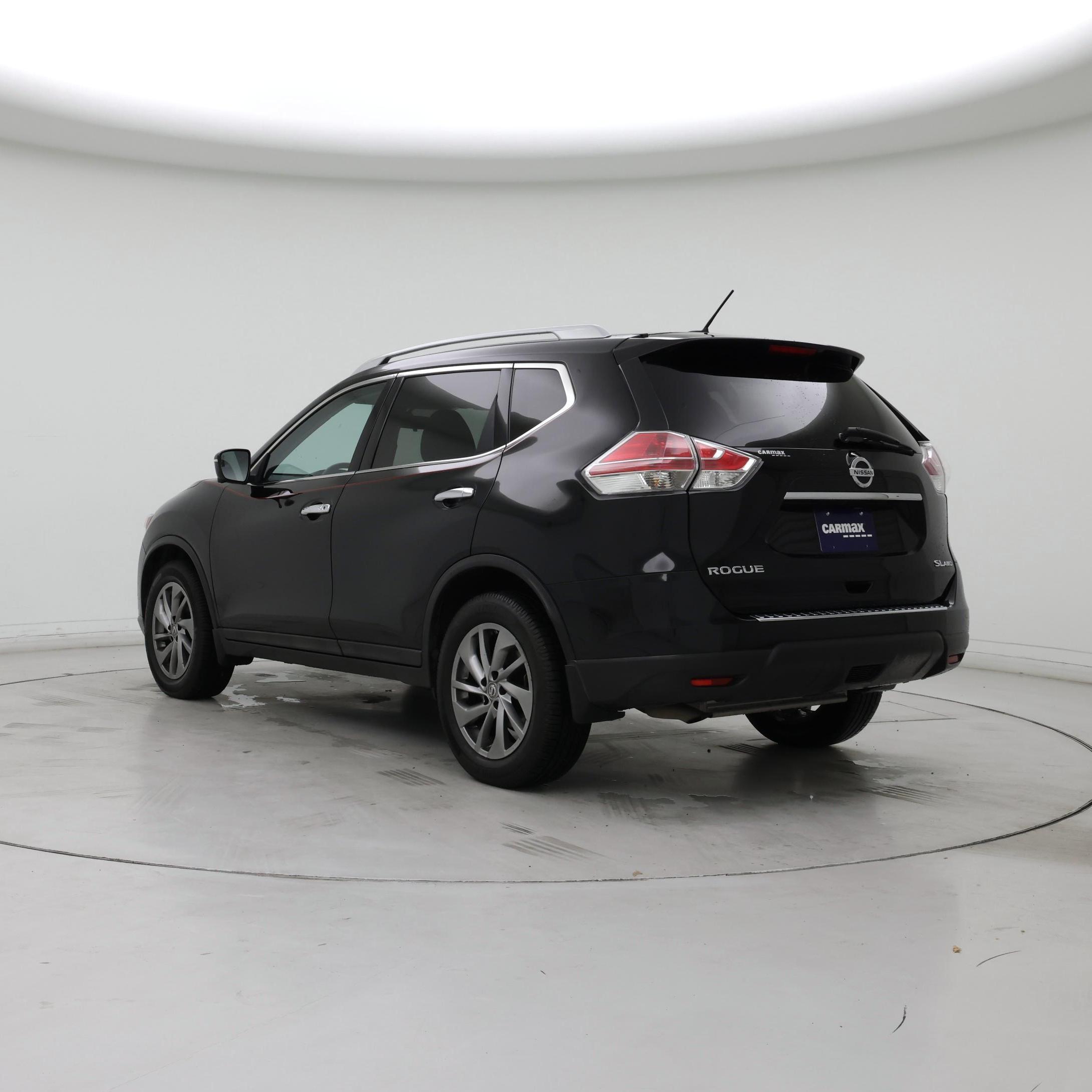 Thumbnail: 2015 Nissan Rogue - 2