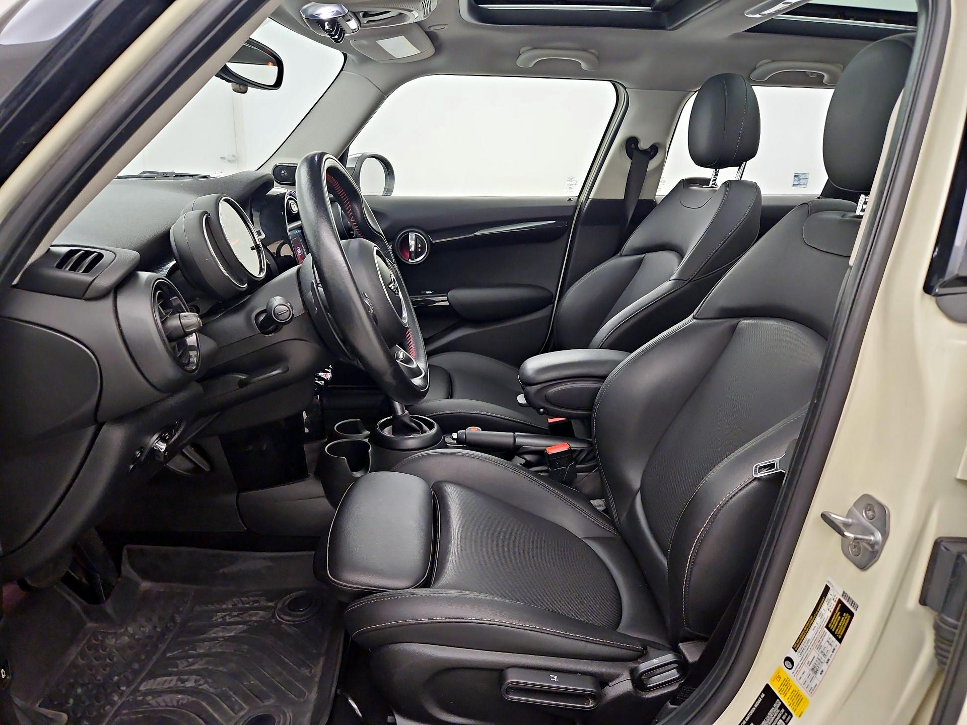 Thumbnail: 2019 MINI Cooper Hardtop - 11